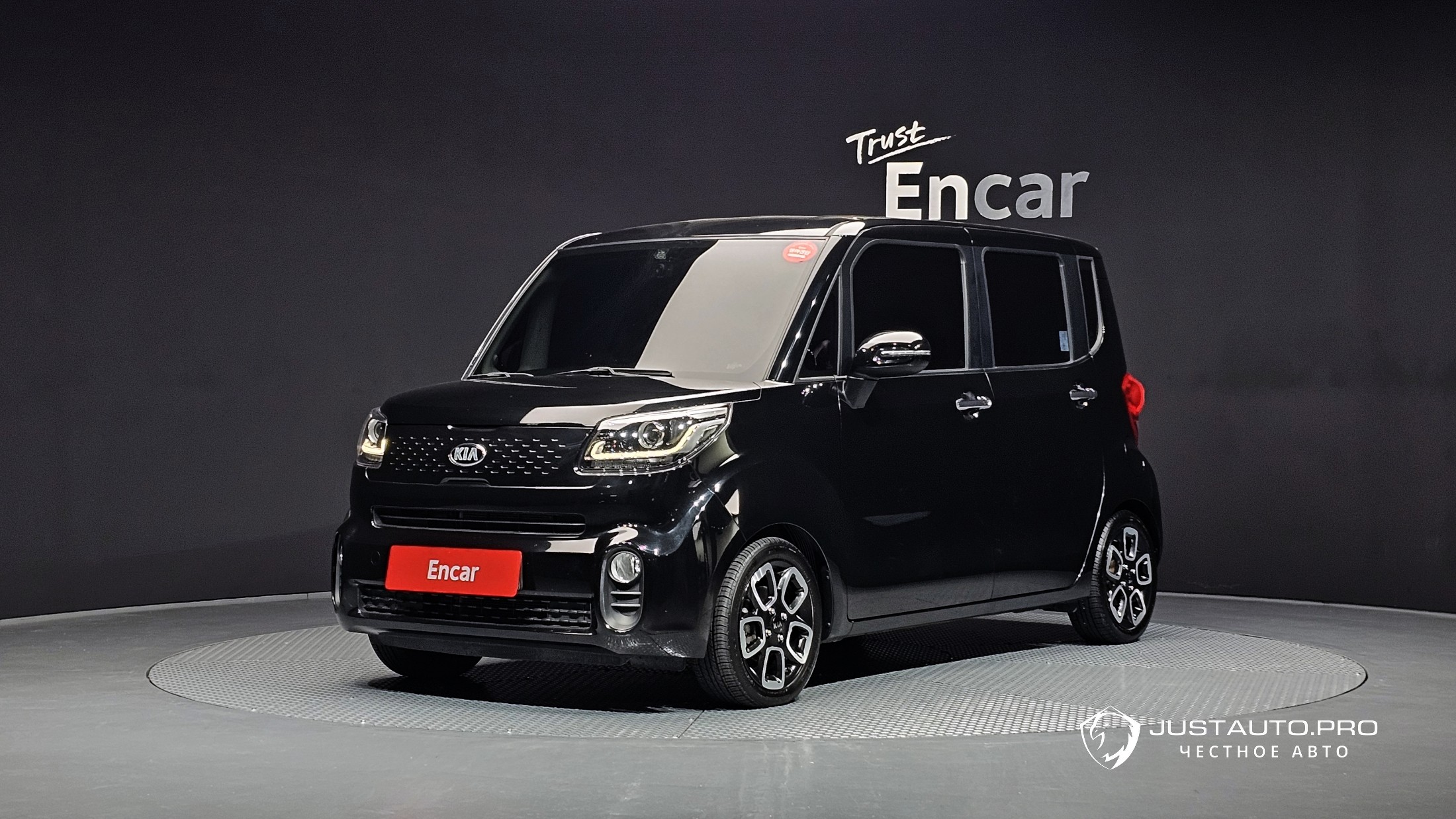 Автомобиль Kia RAY