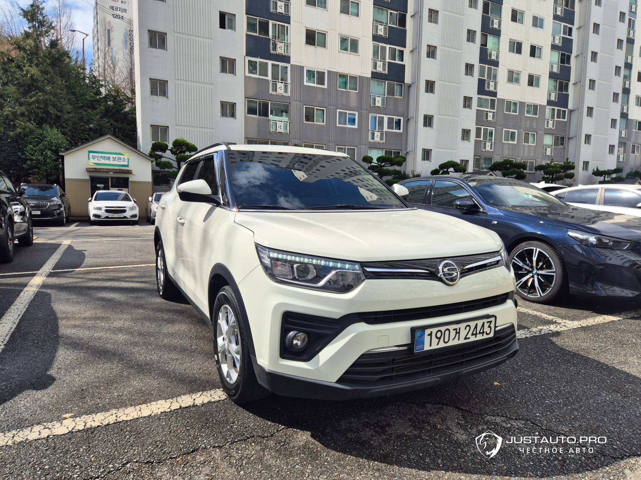 Автомобиль KG_Mobility_Ssangyong TIBOLI