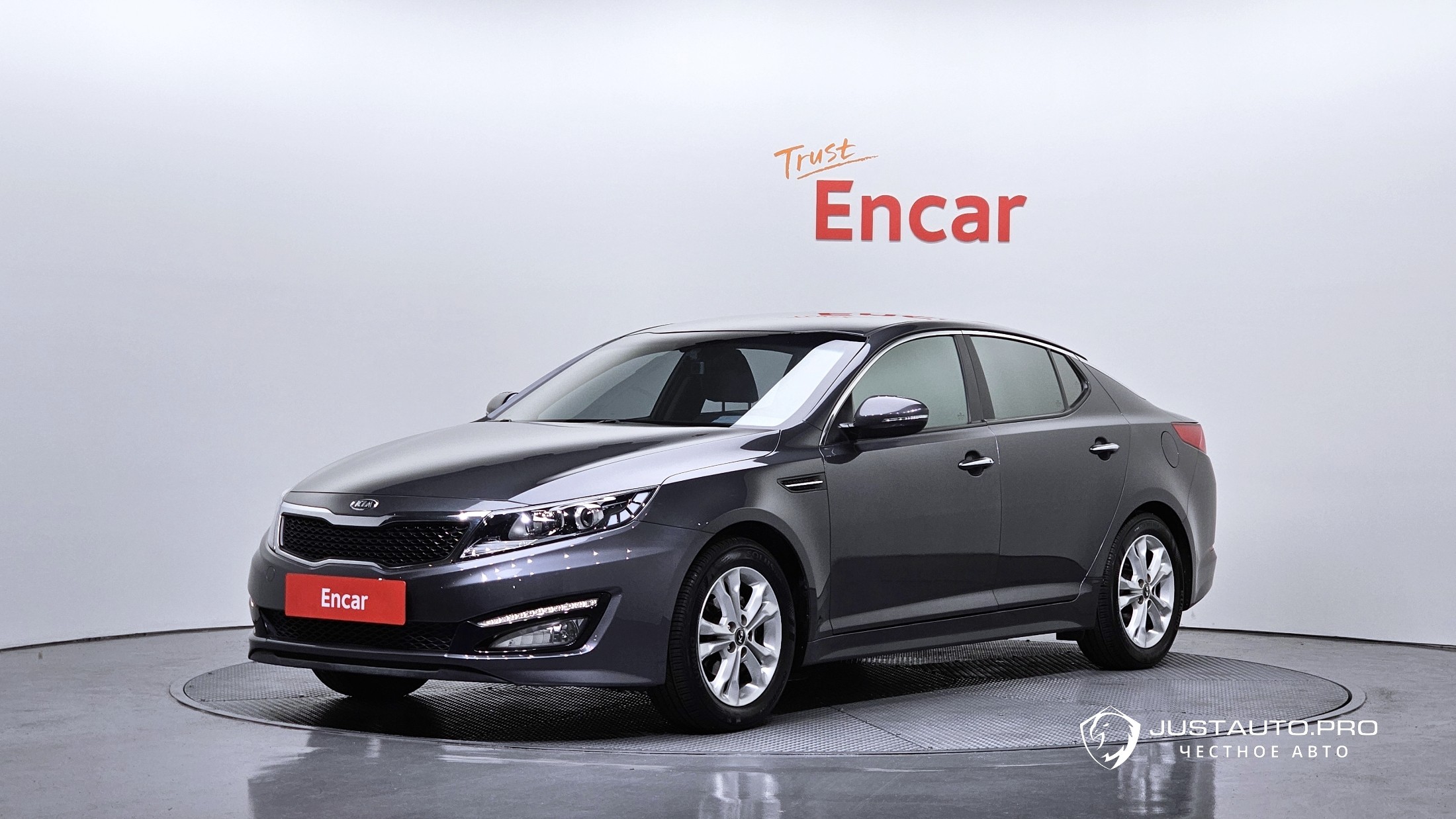 Автомобиль Kia K5