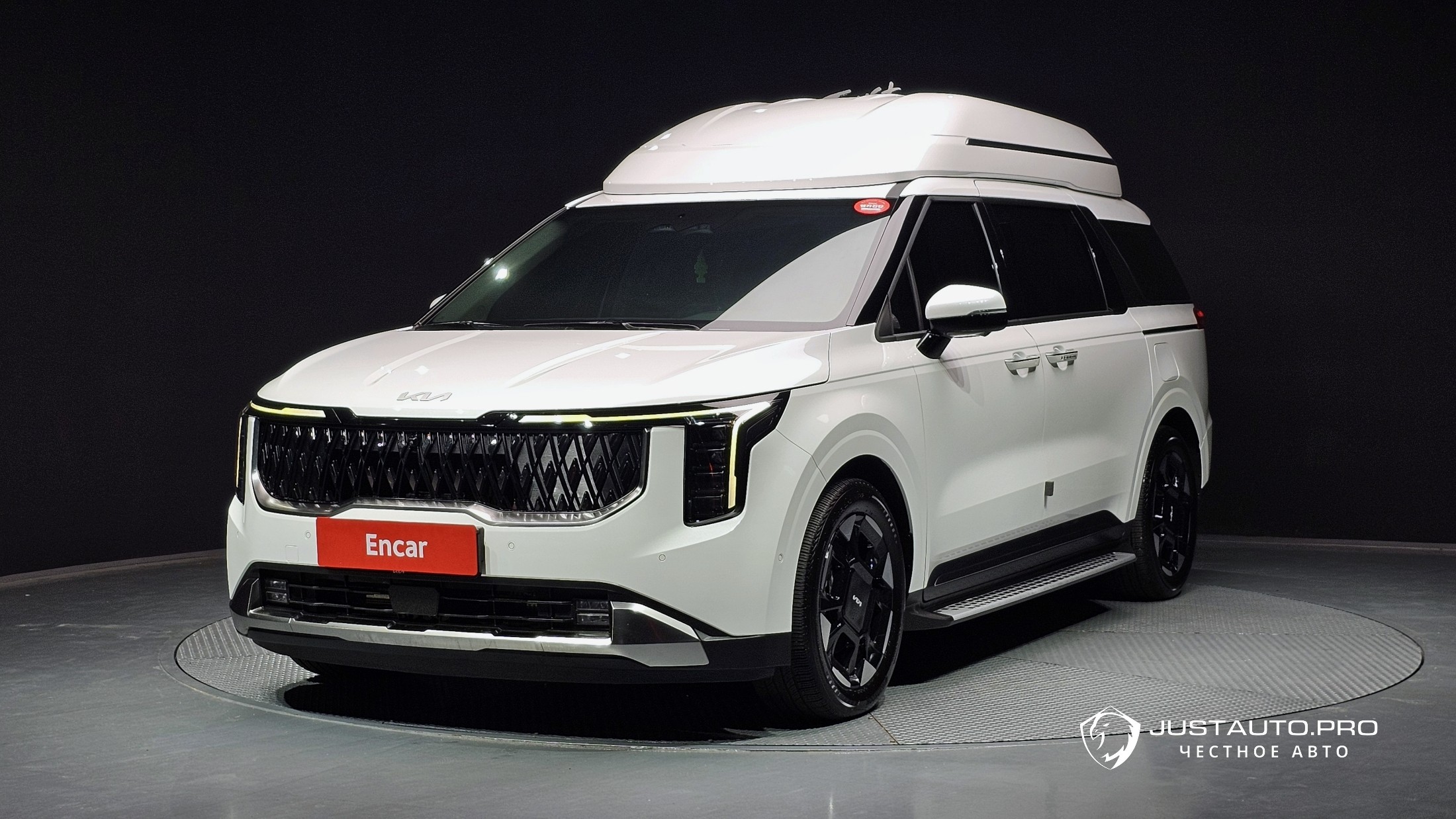 Автомобиль Kia Canival