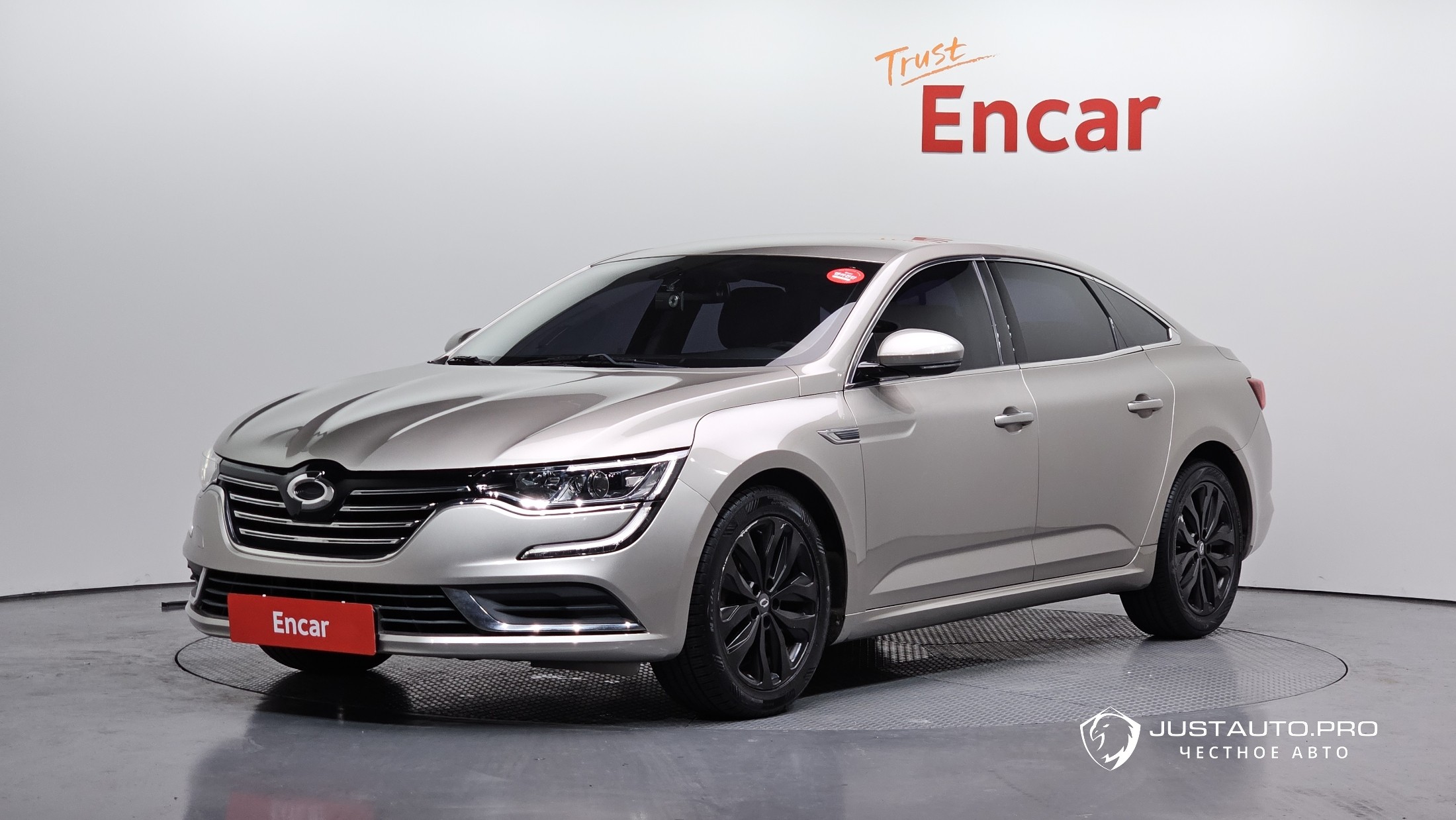 Автомобиль Renault-KoreaSamsung SM6