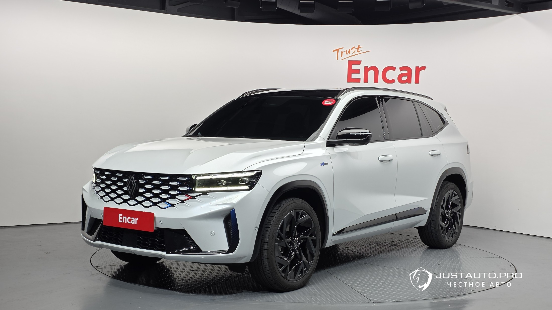 Автомобиль Renault-KoreaSamsung Grand Koleos