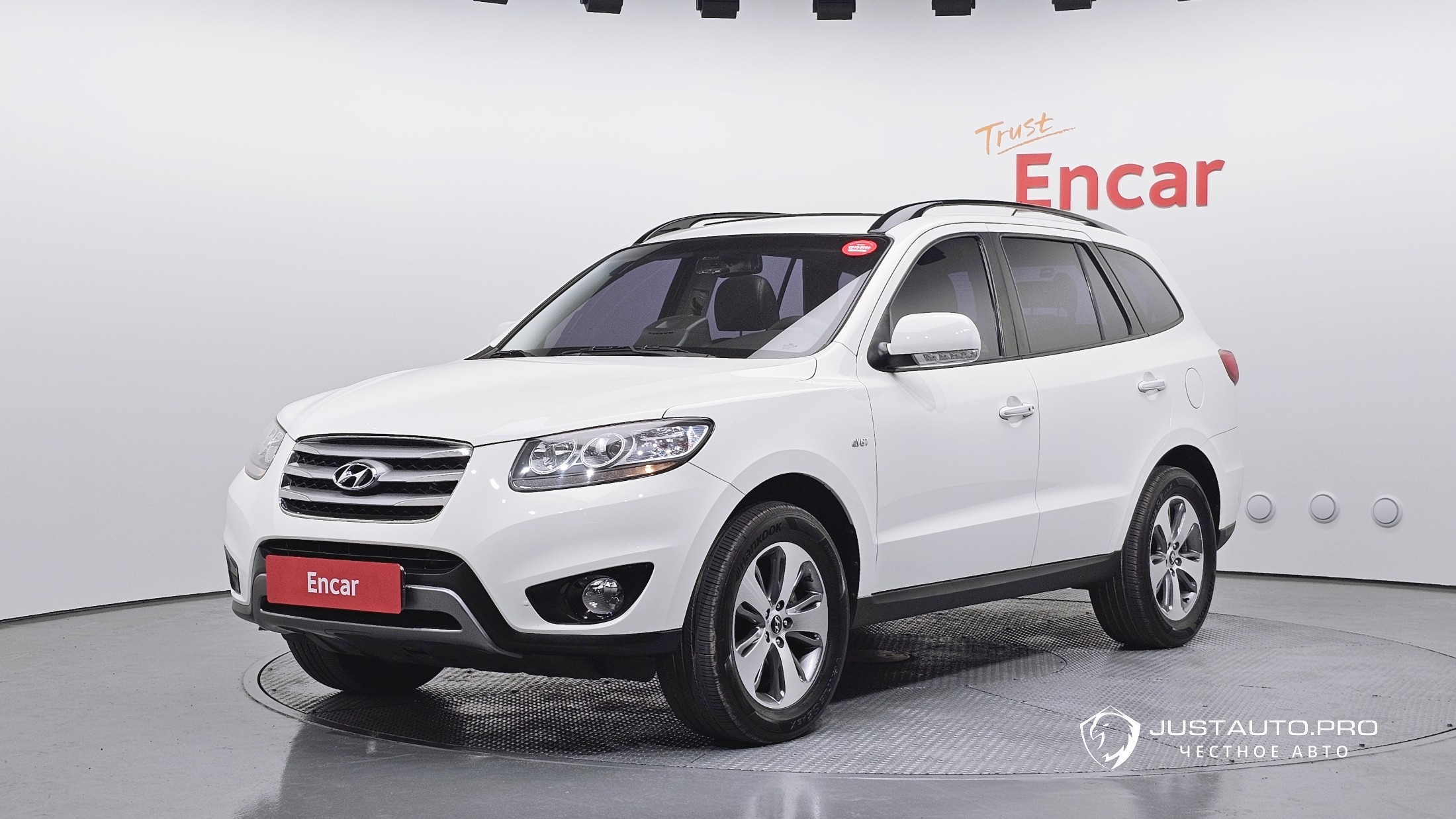 Автомобиль Hyundai Santafe