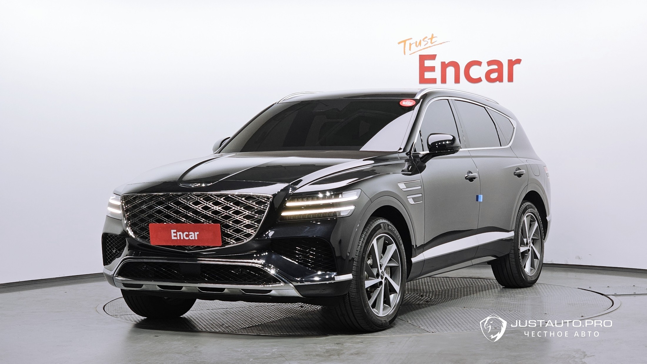 Автомобиль Genesis GV80