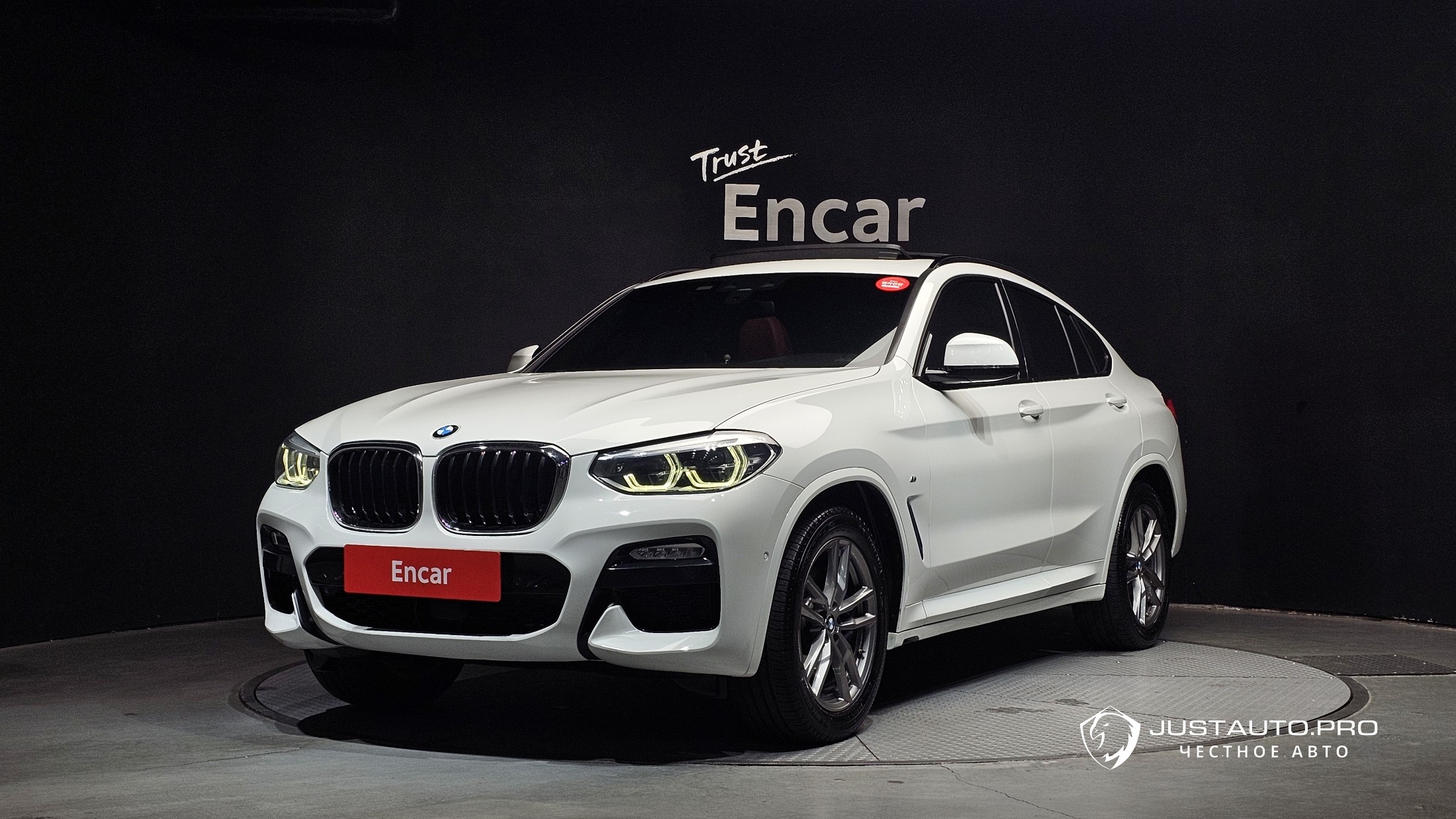 Автомобиль BMW X4