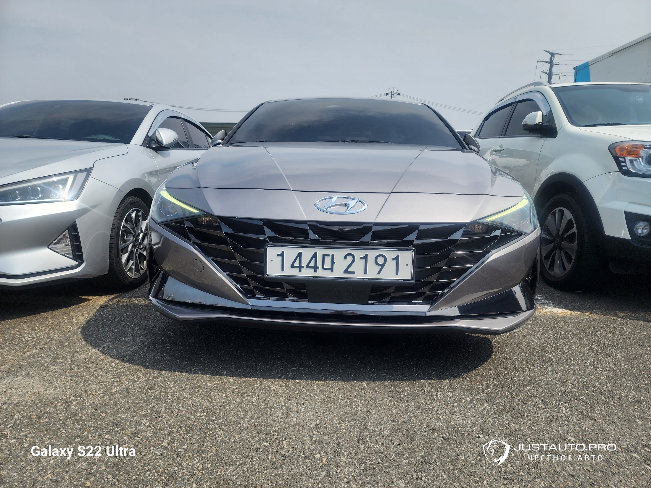 Автомобиль Hyundai AVANTE