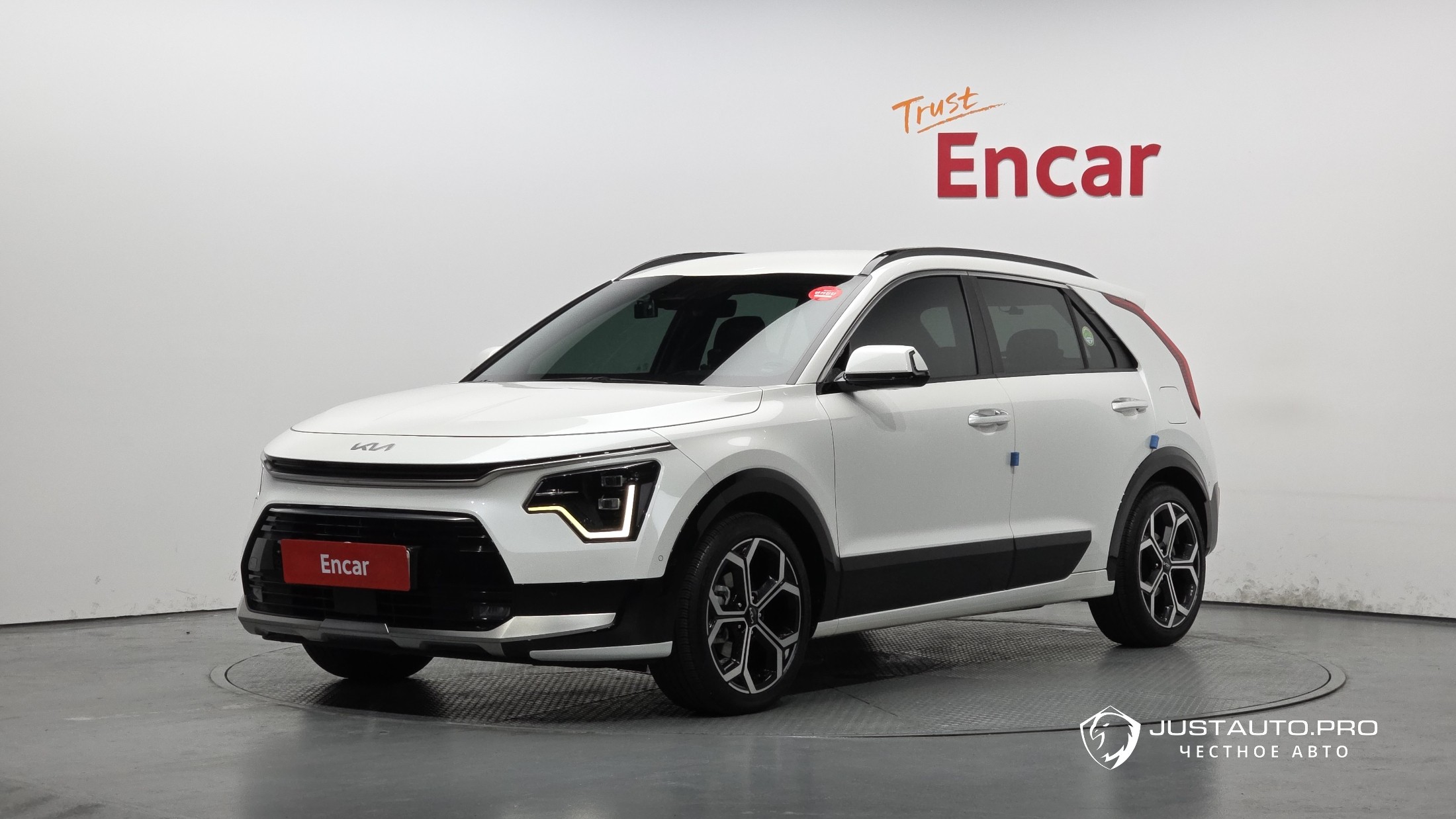 Автомобиль Kia Niro