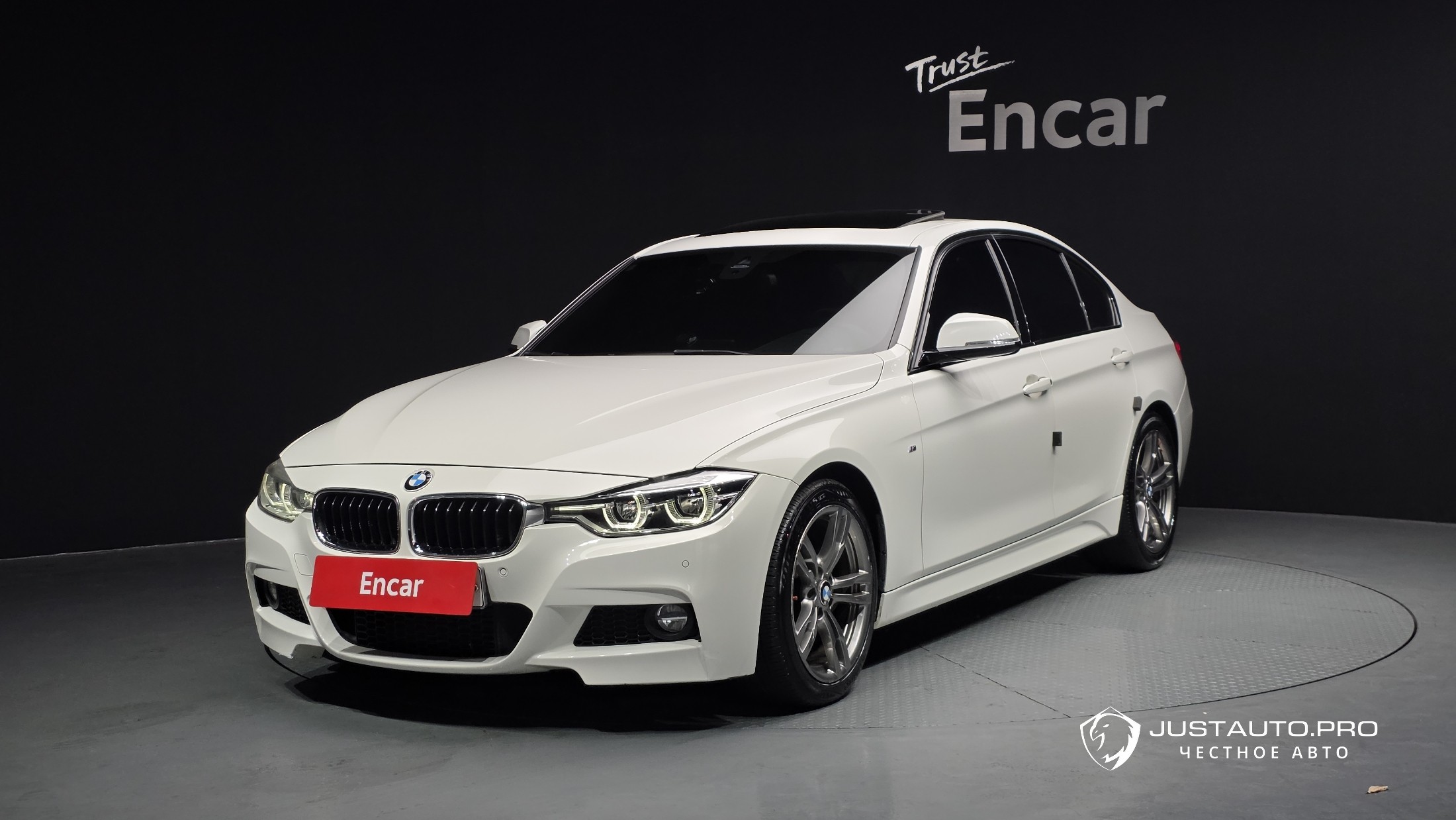 Автомобиль BMW 3-Series