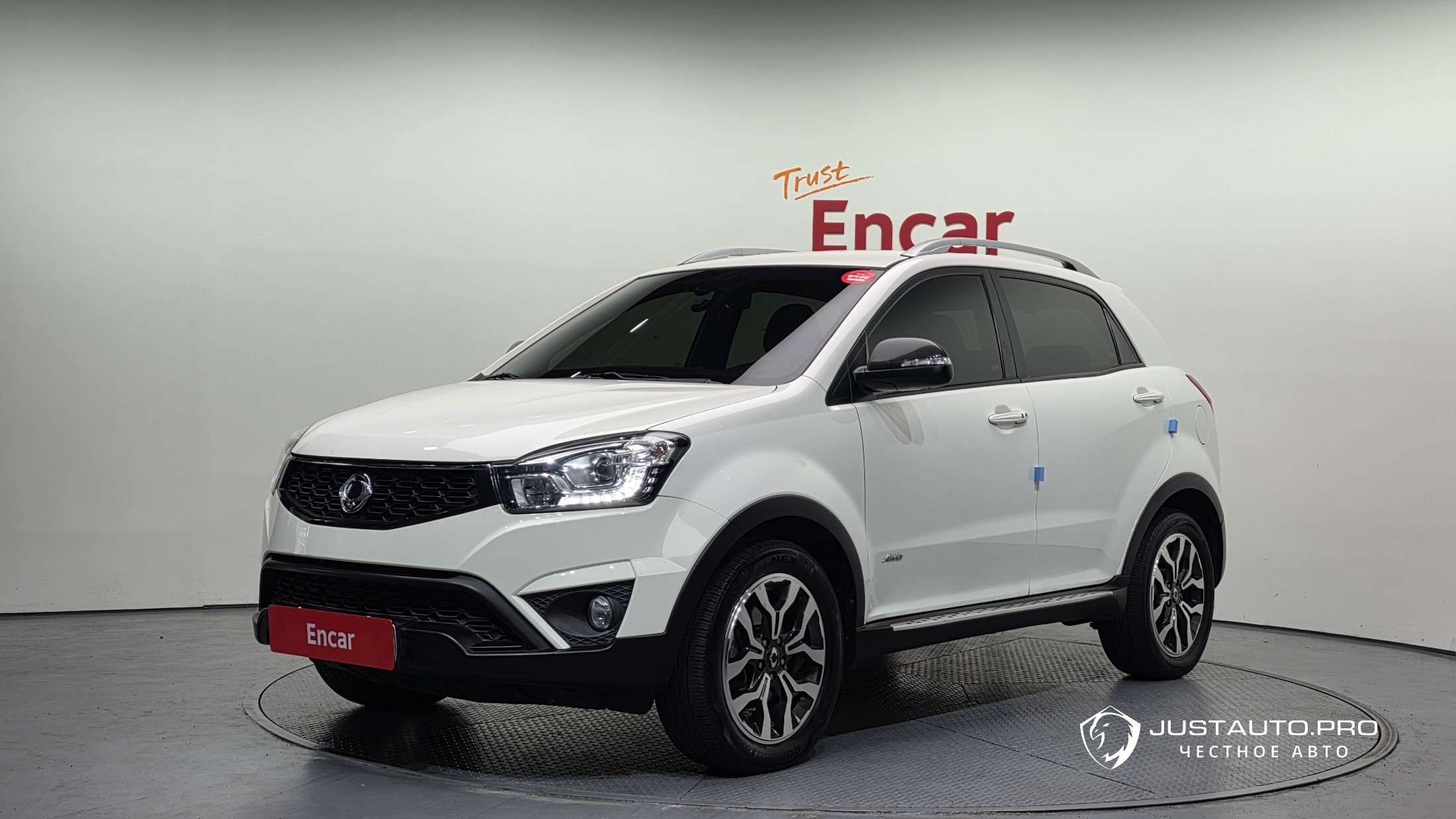 Автомобиль KG_Mobility_Ssangyong KORANDO