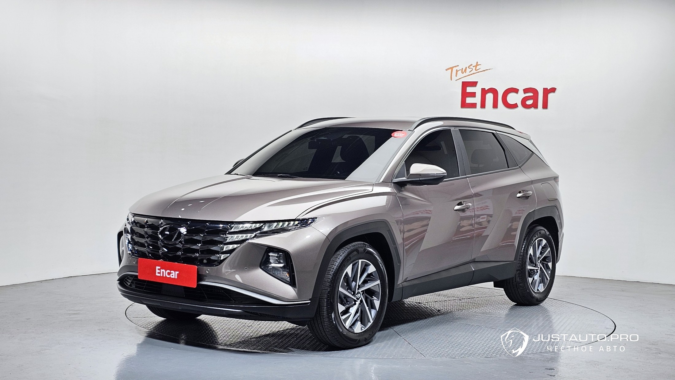 Автомобиль Hyundai Tucson