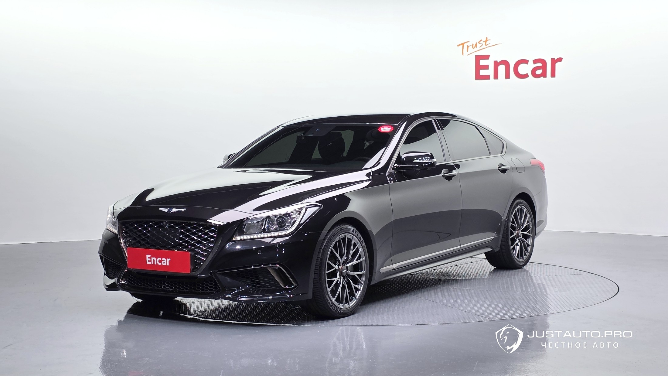 Автомобиль Genesis G80