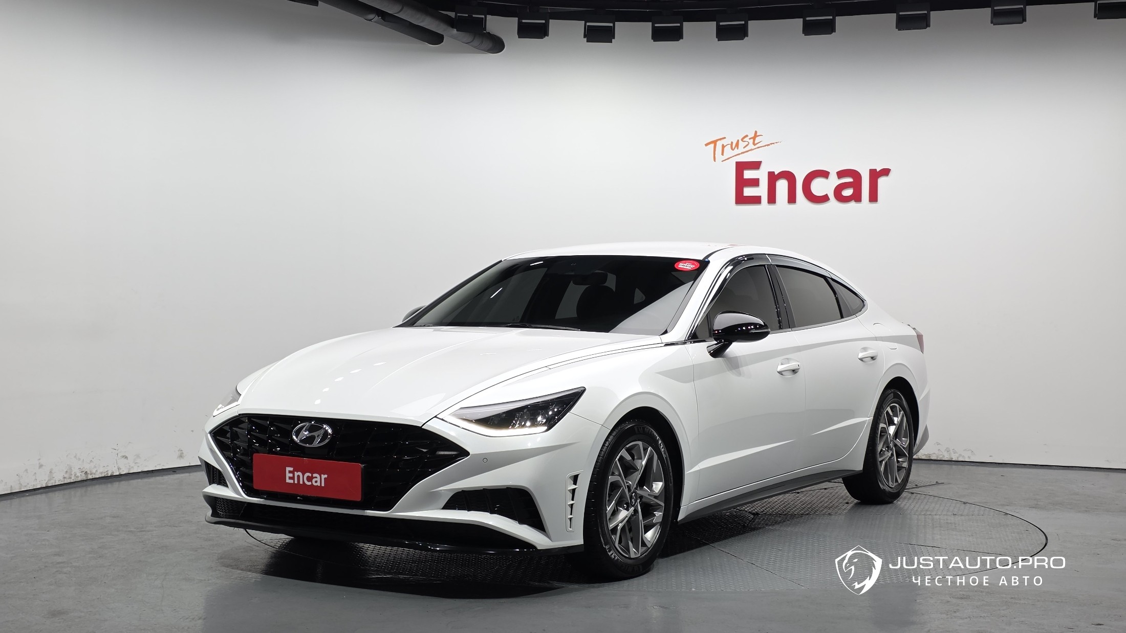 Автомобиль Hyundai Sonata