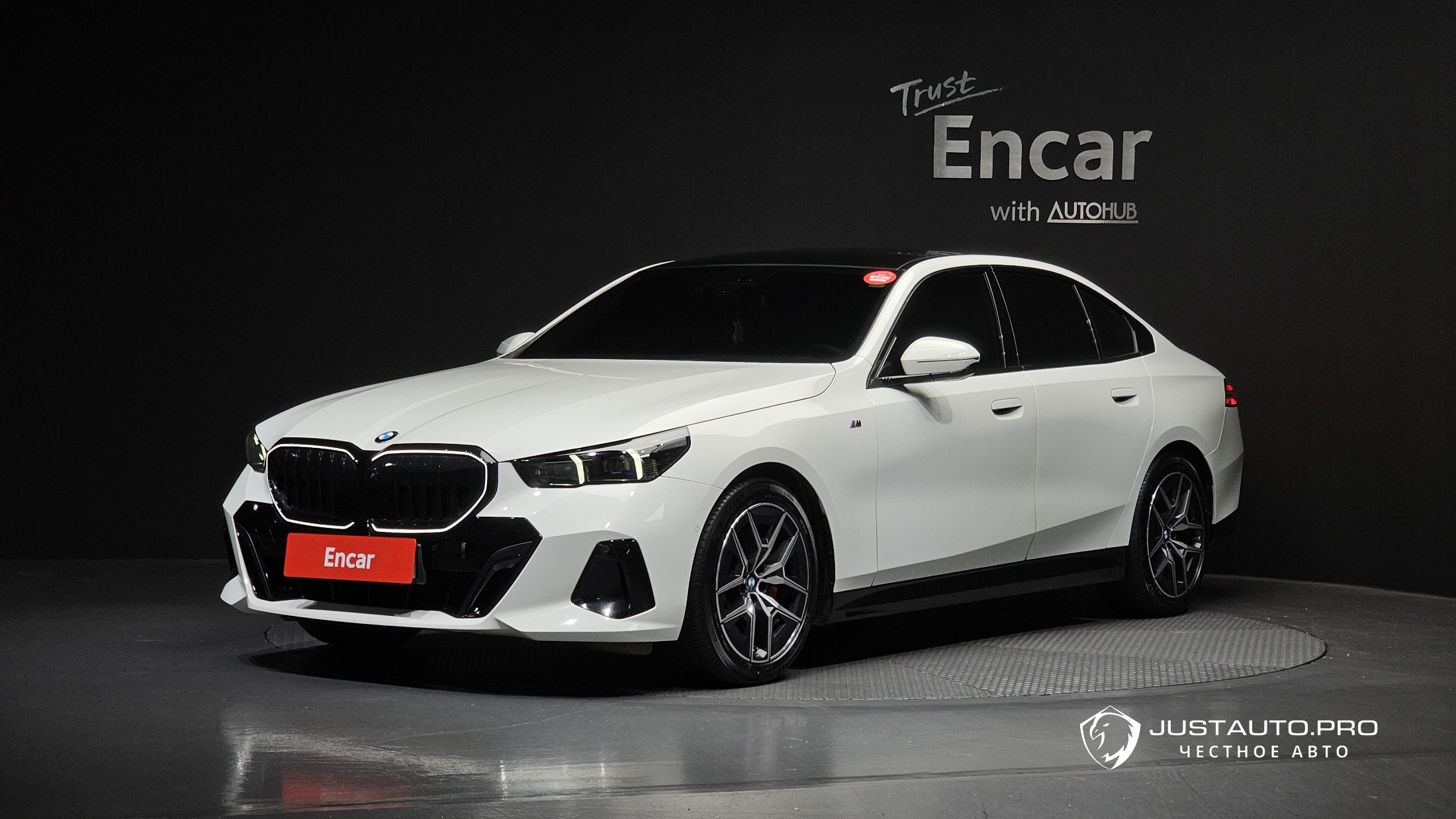 Автомобиль BMW 5-Series