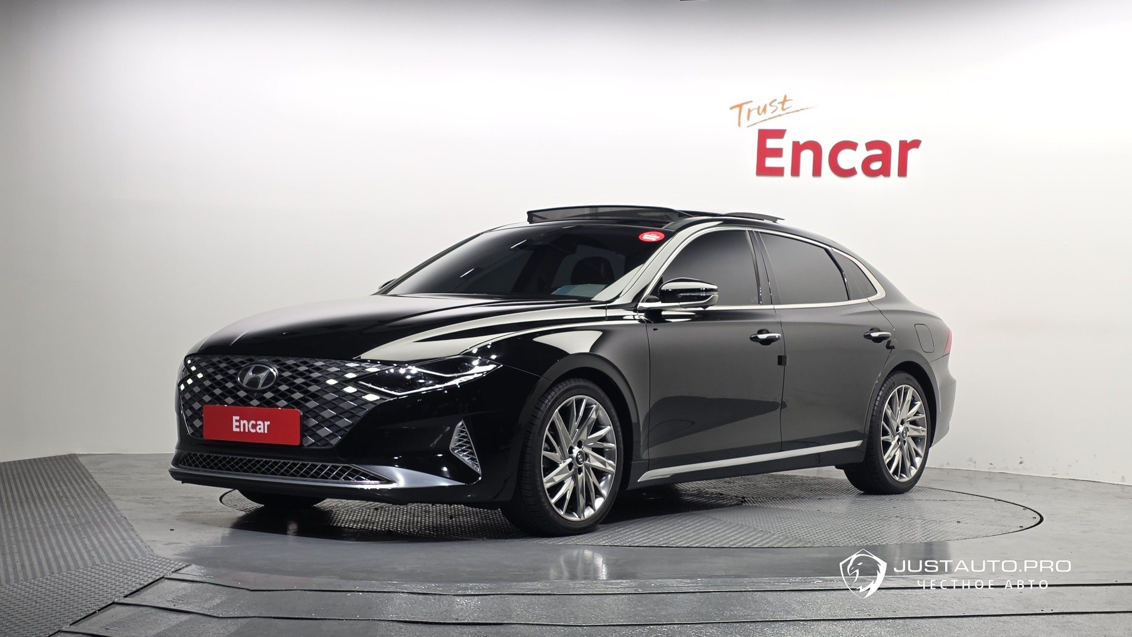 Автомобиль Hyundai Grandeur