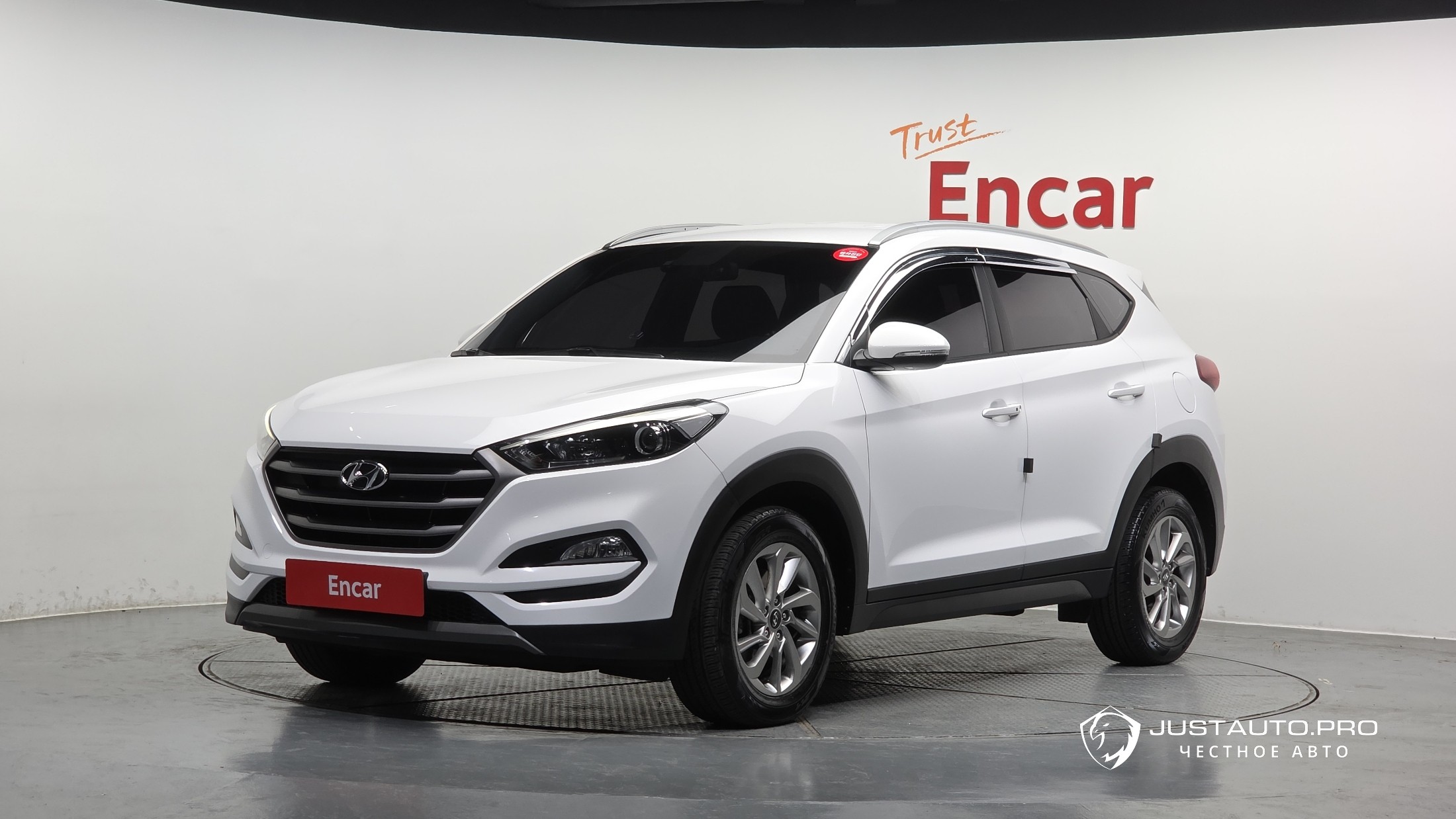 Автомобиль Hyundai Tucson
