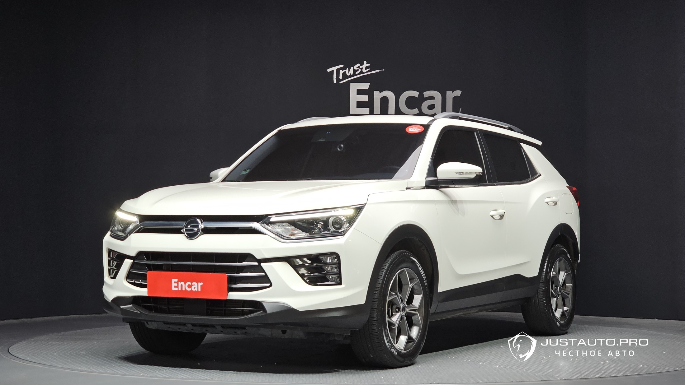 Автомобиль KG_Mobility_Ssangyong KORANDO