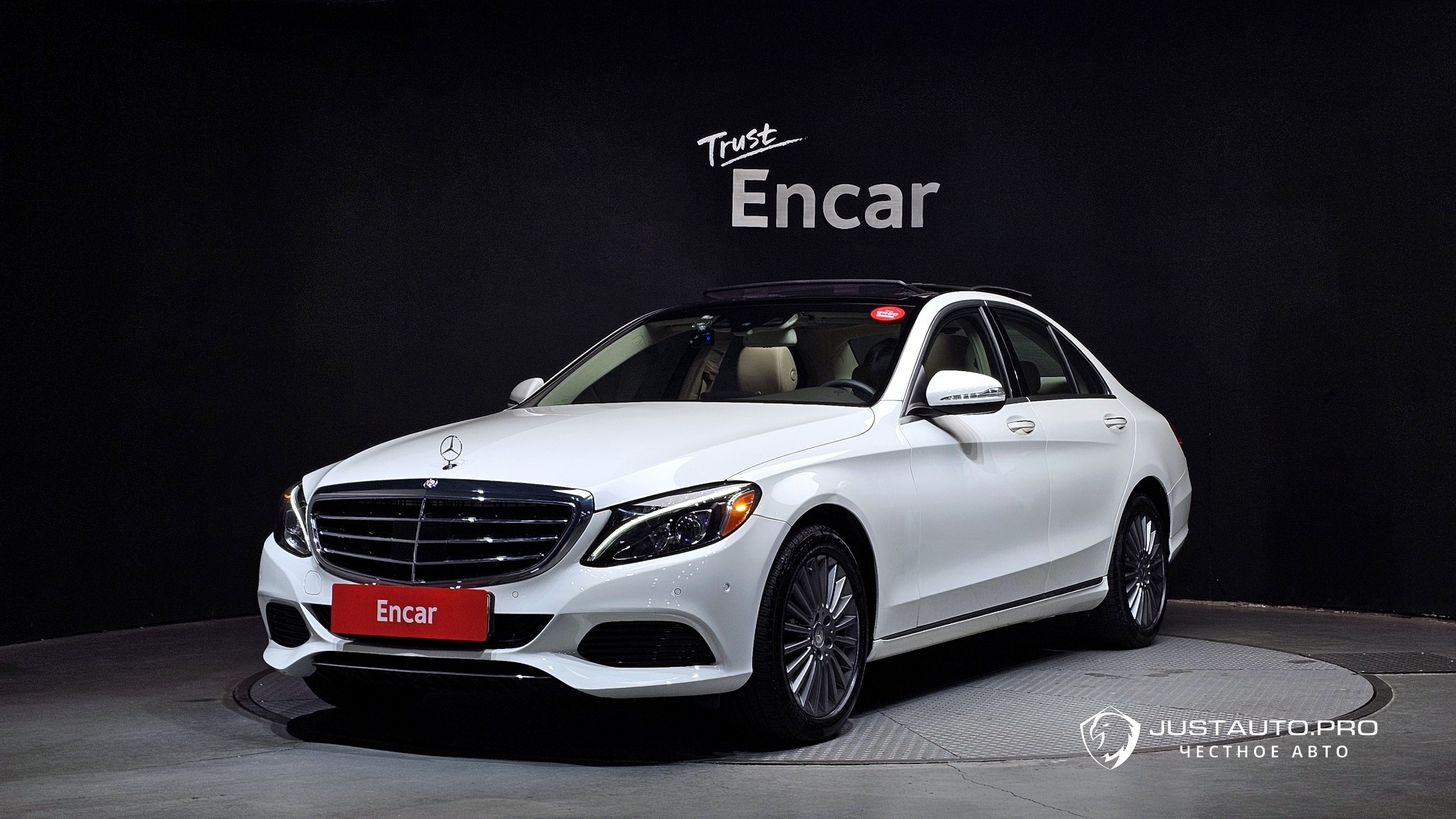 Автомобиль Mercedes-Benz C-Class