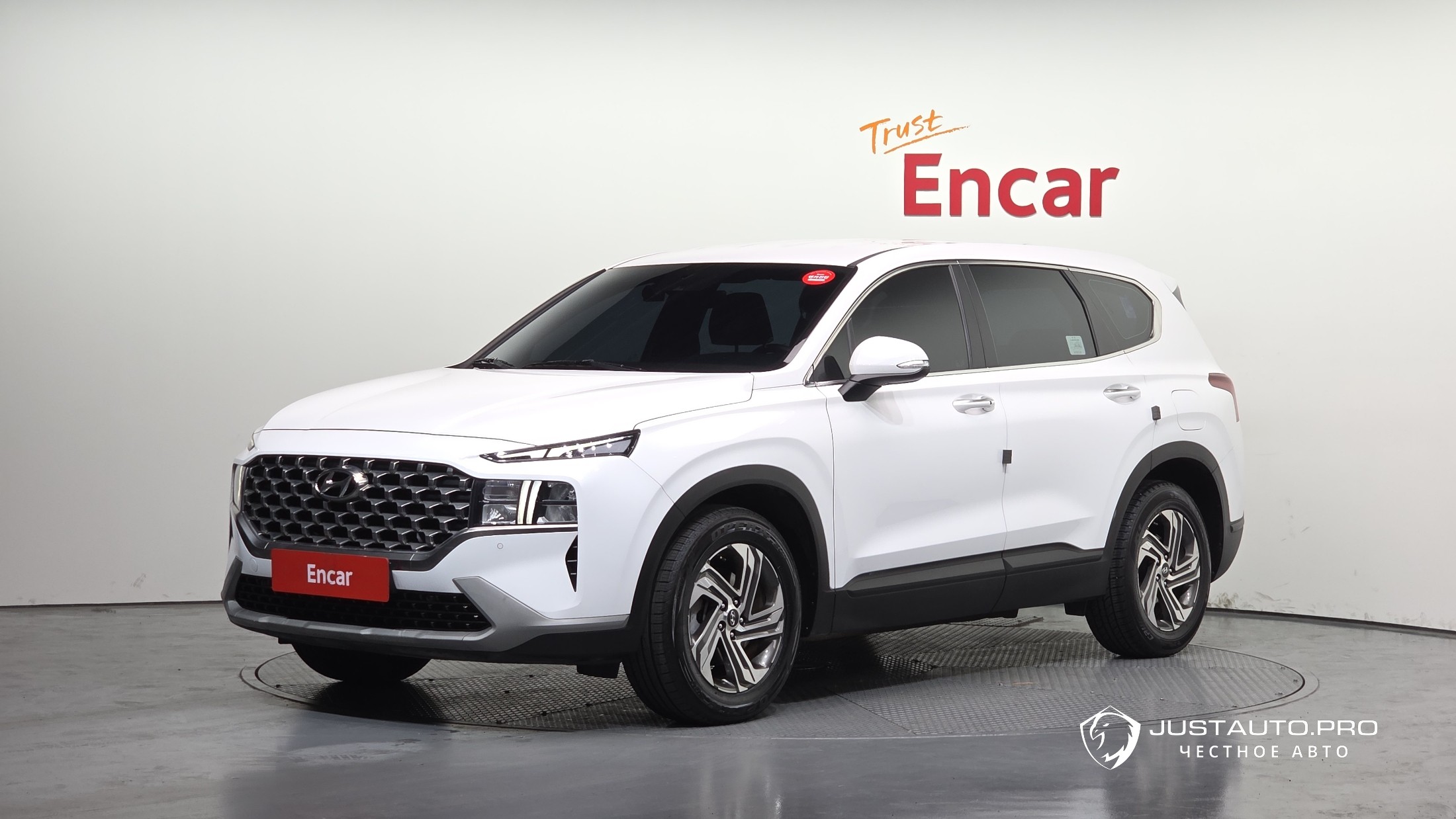 Автомобиль Hyundai Santafe