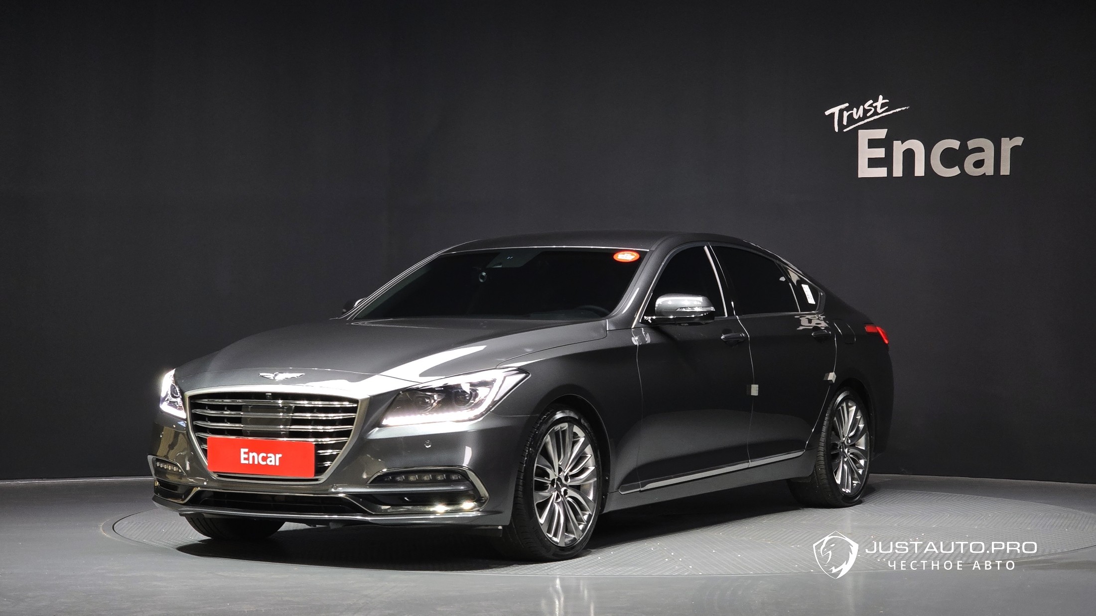 Автомобиль Genesis G80