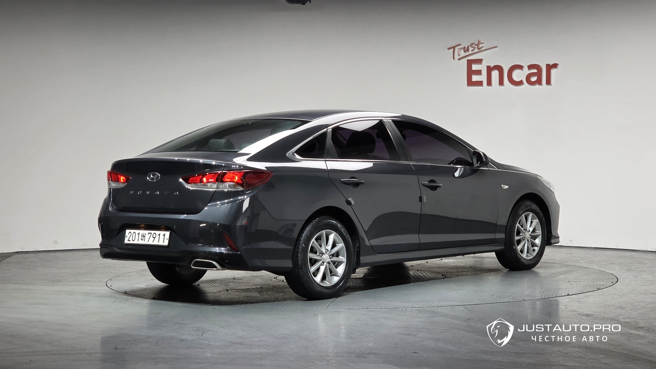 Автомобиль Hyundai Sonata