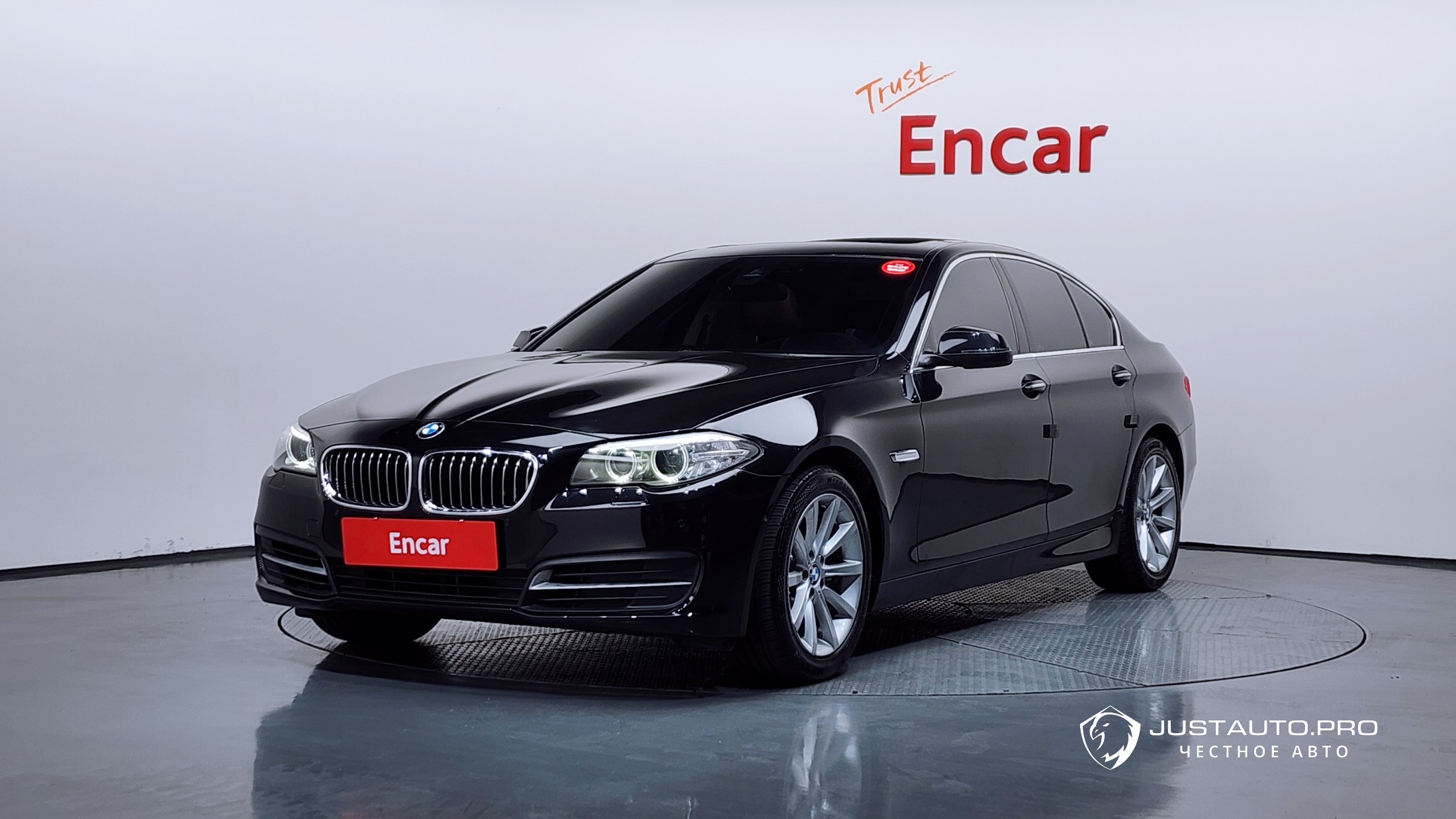 Автомобиль BMW 5-Series