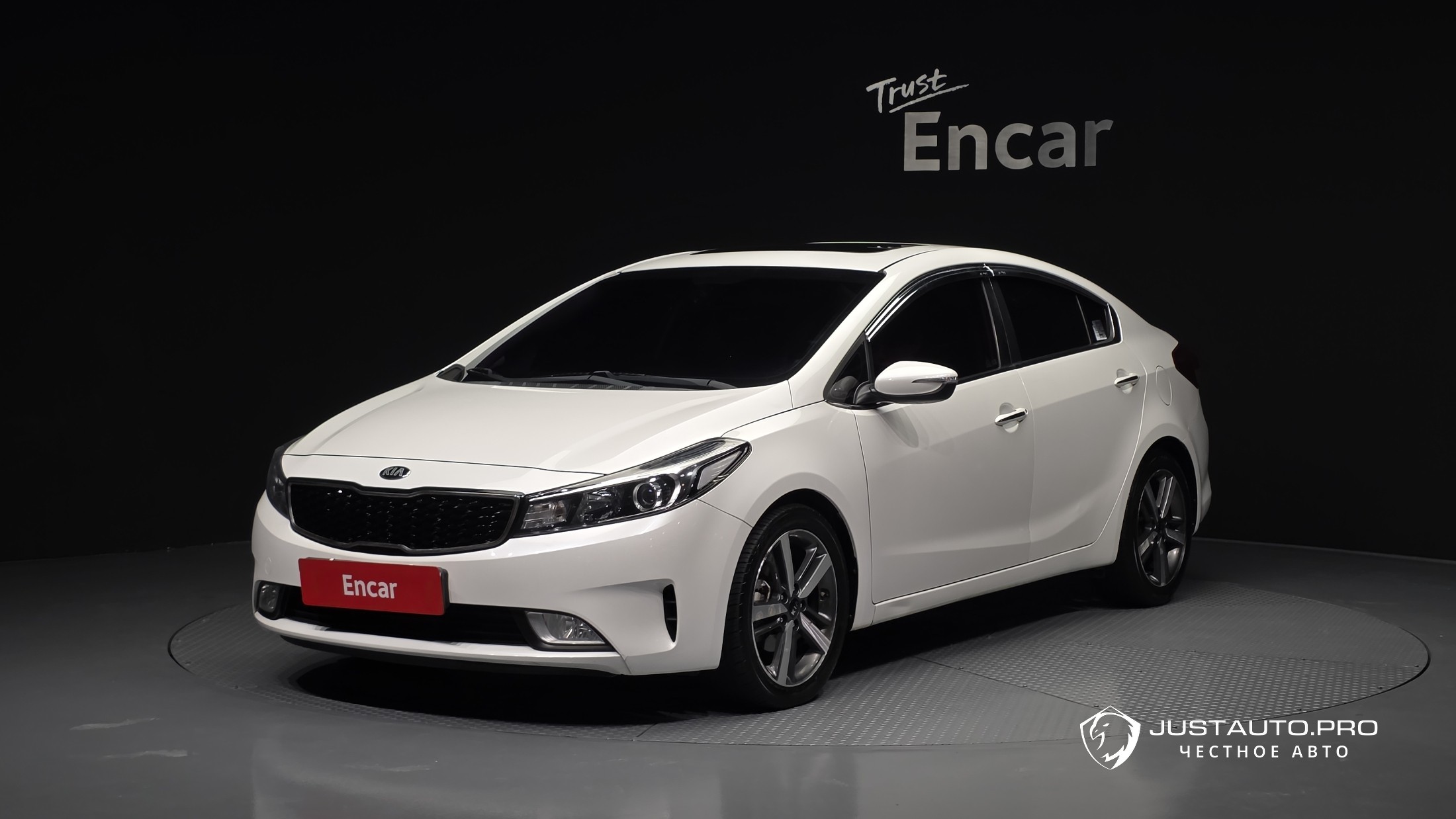 Автомобиль Kia K3