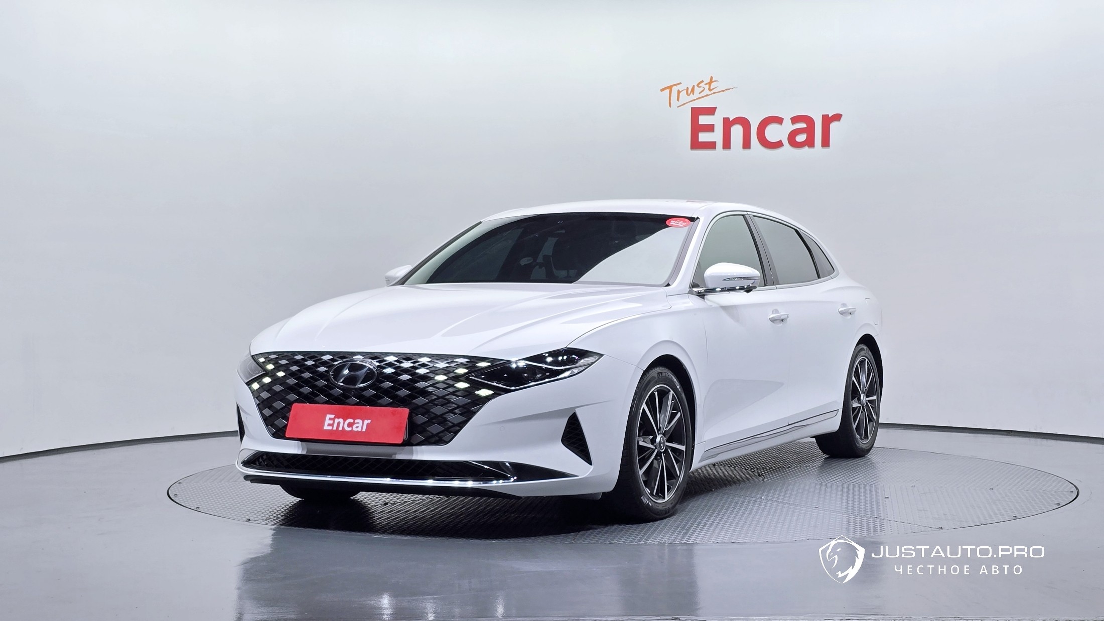 Автомобиль Hyundai Grandeur