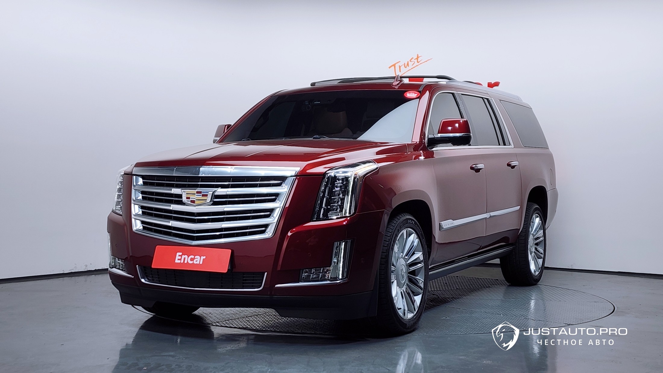 Автомобиль Cadillac Escalade
