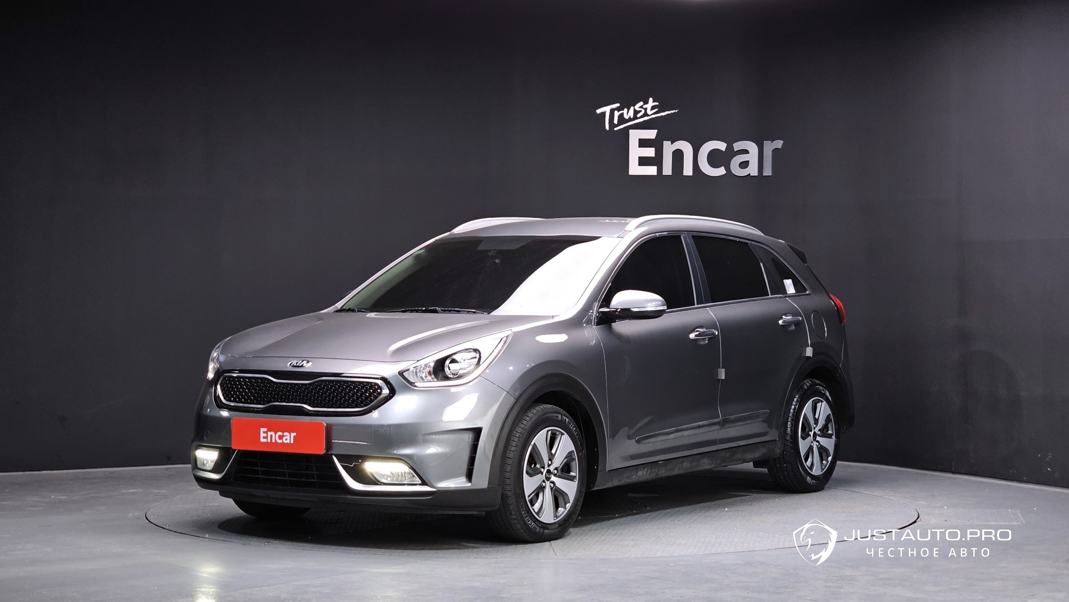 Автомобиль Kia Niro
