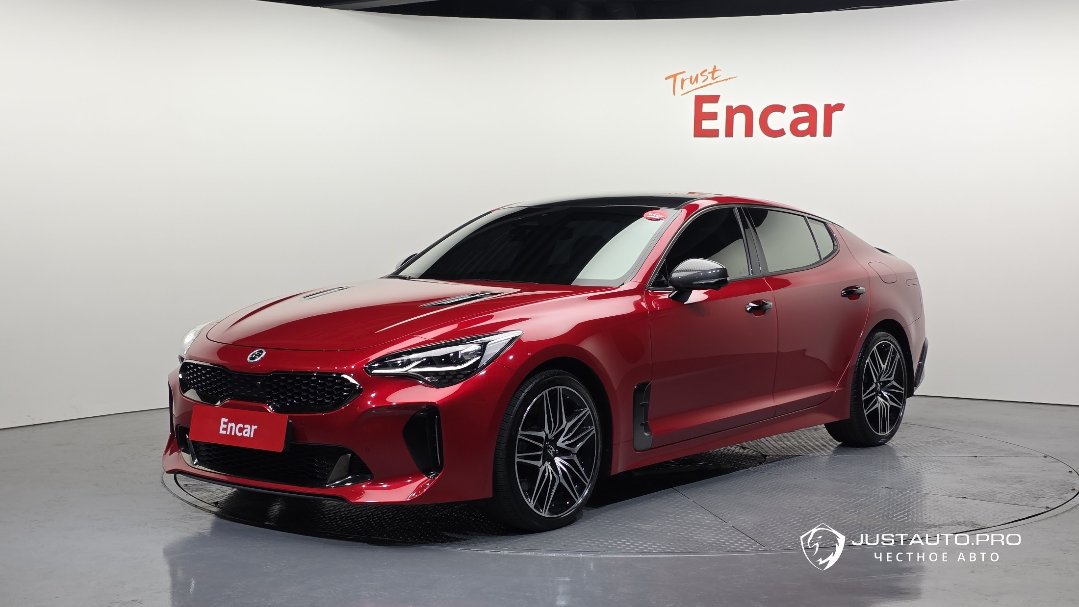 Автомобиль Kia Stinger