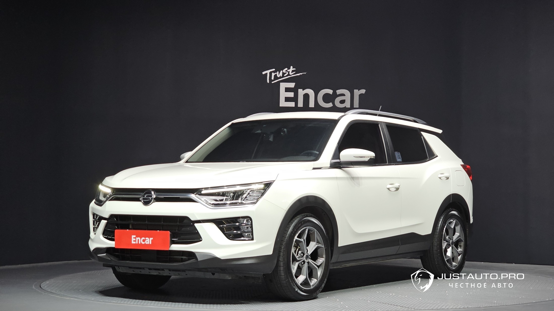 Автомобиль KG_Mobility_Ssangyong KORANDO