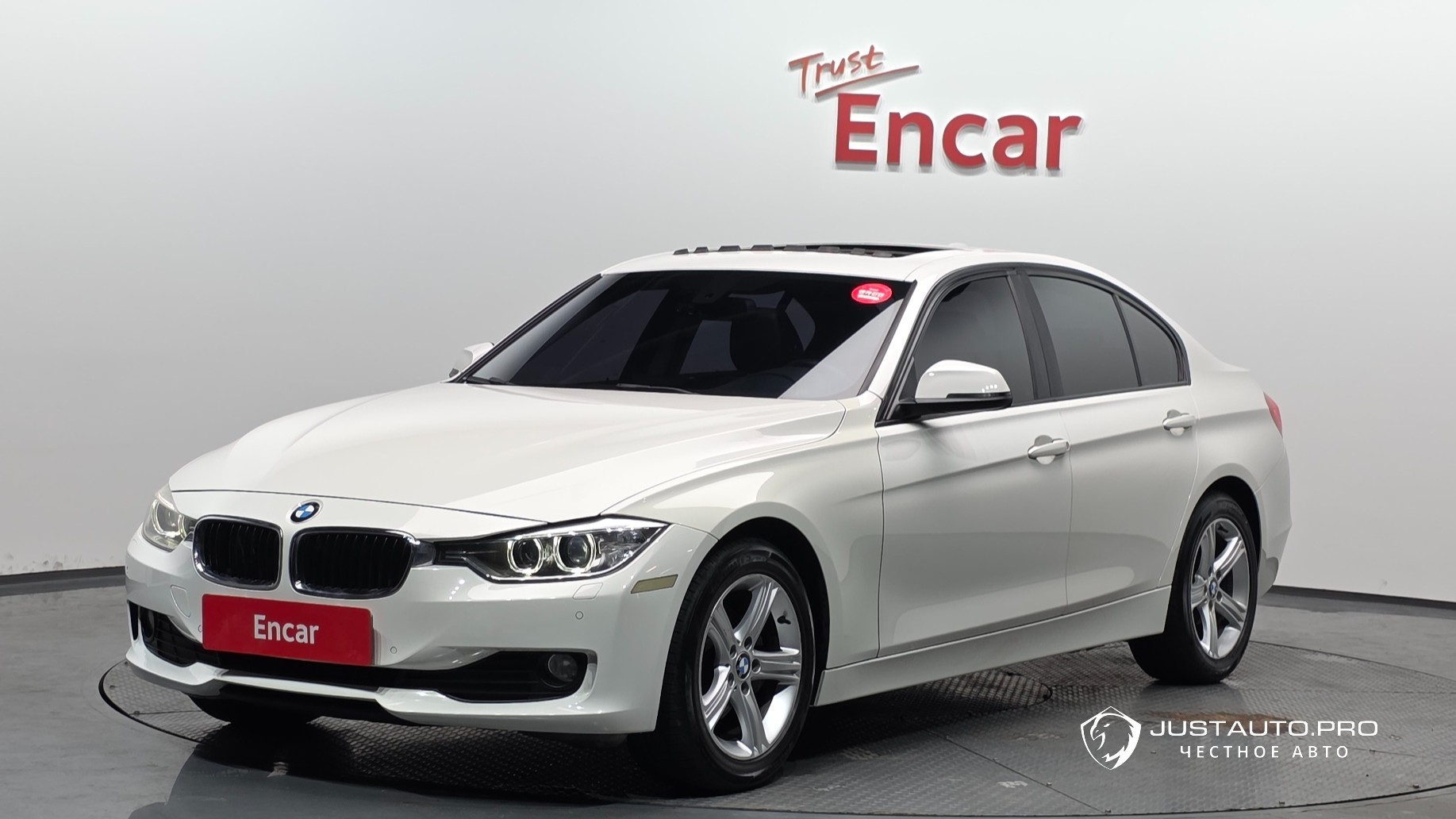 Автомобиль BMW 3-Series