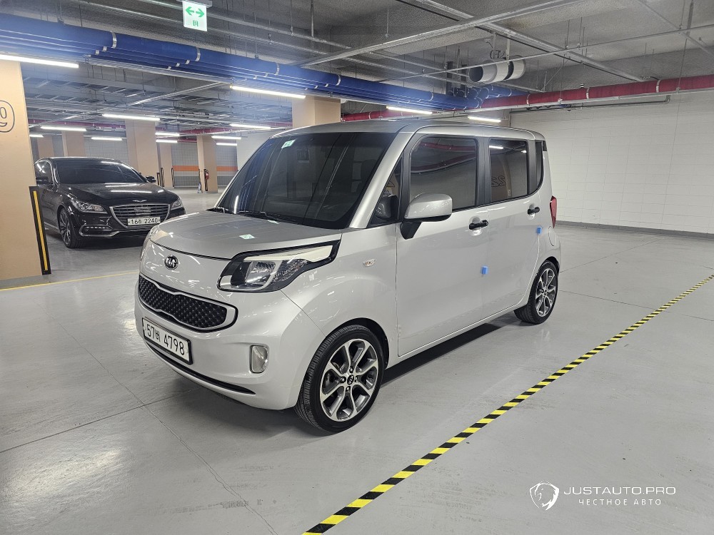 Автомобиль Kia RAY