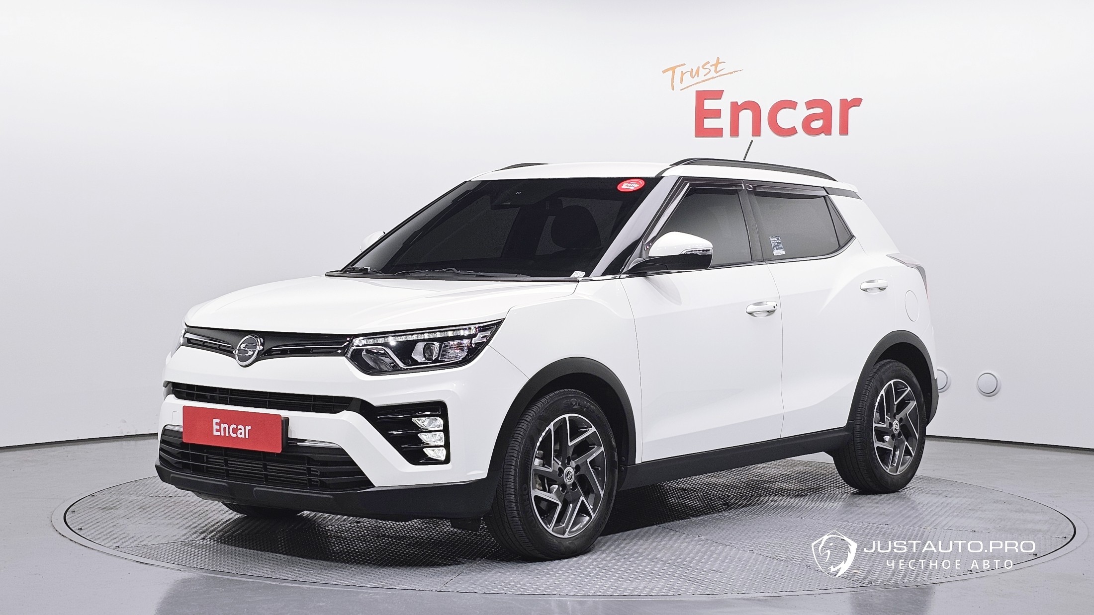 Автомобиль KG_Mobility_Ssangyong TIBOLI