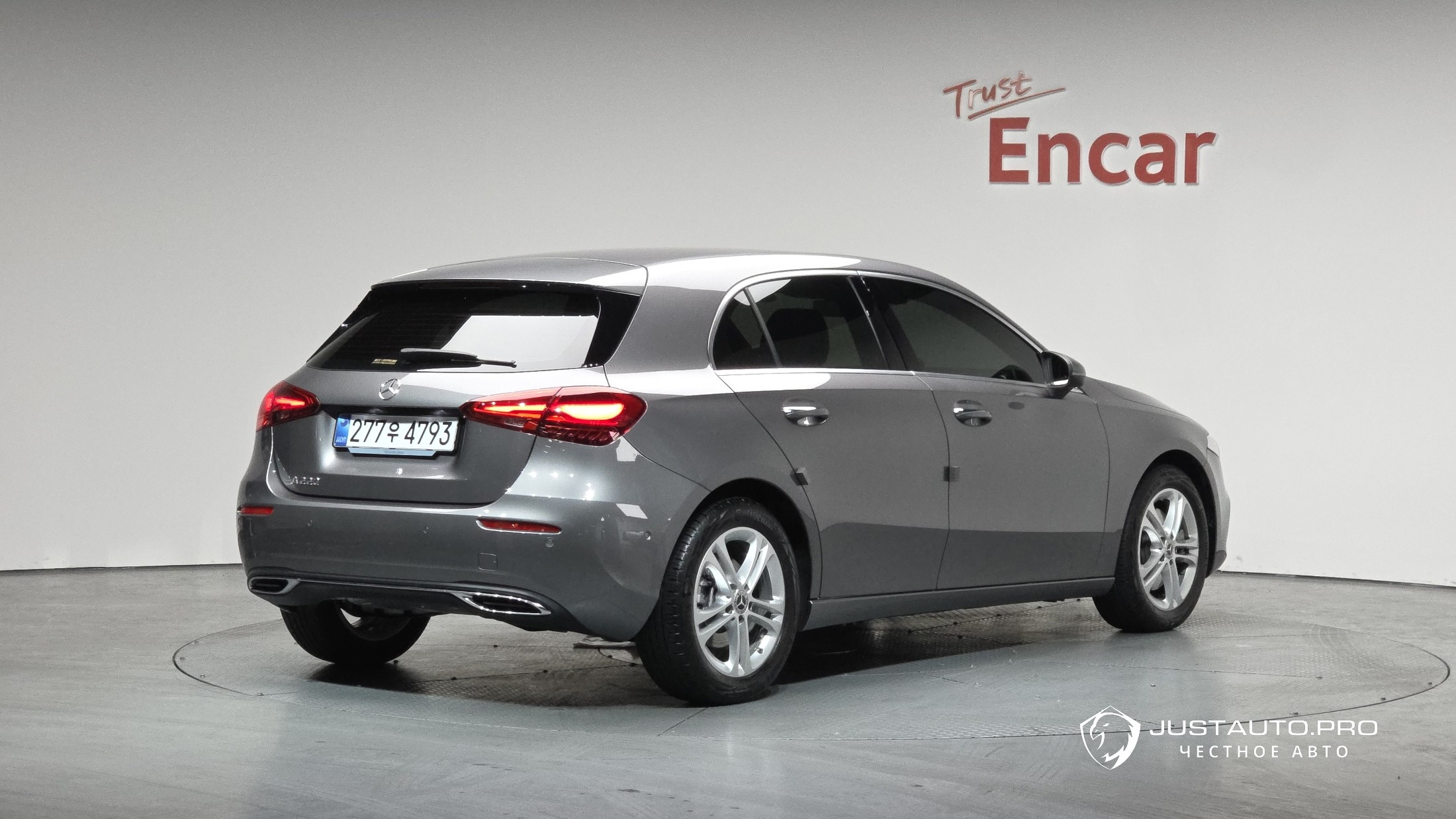 Автомобиль Mercedes-Benz A-Class