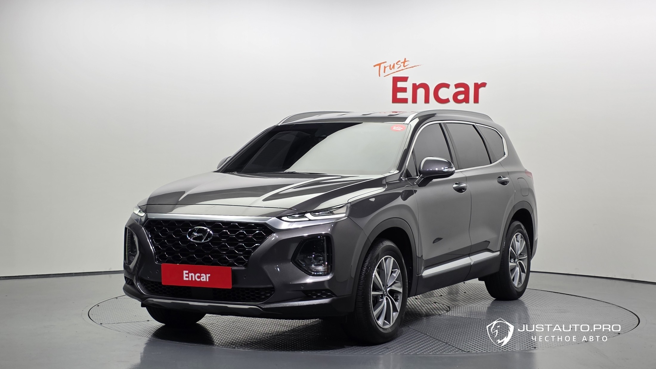 Автомобиль Hyundai Santafe