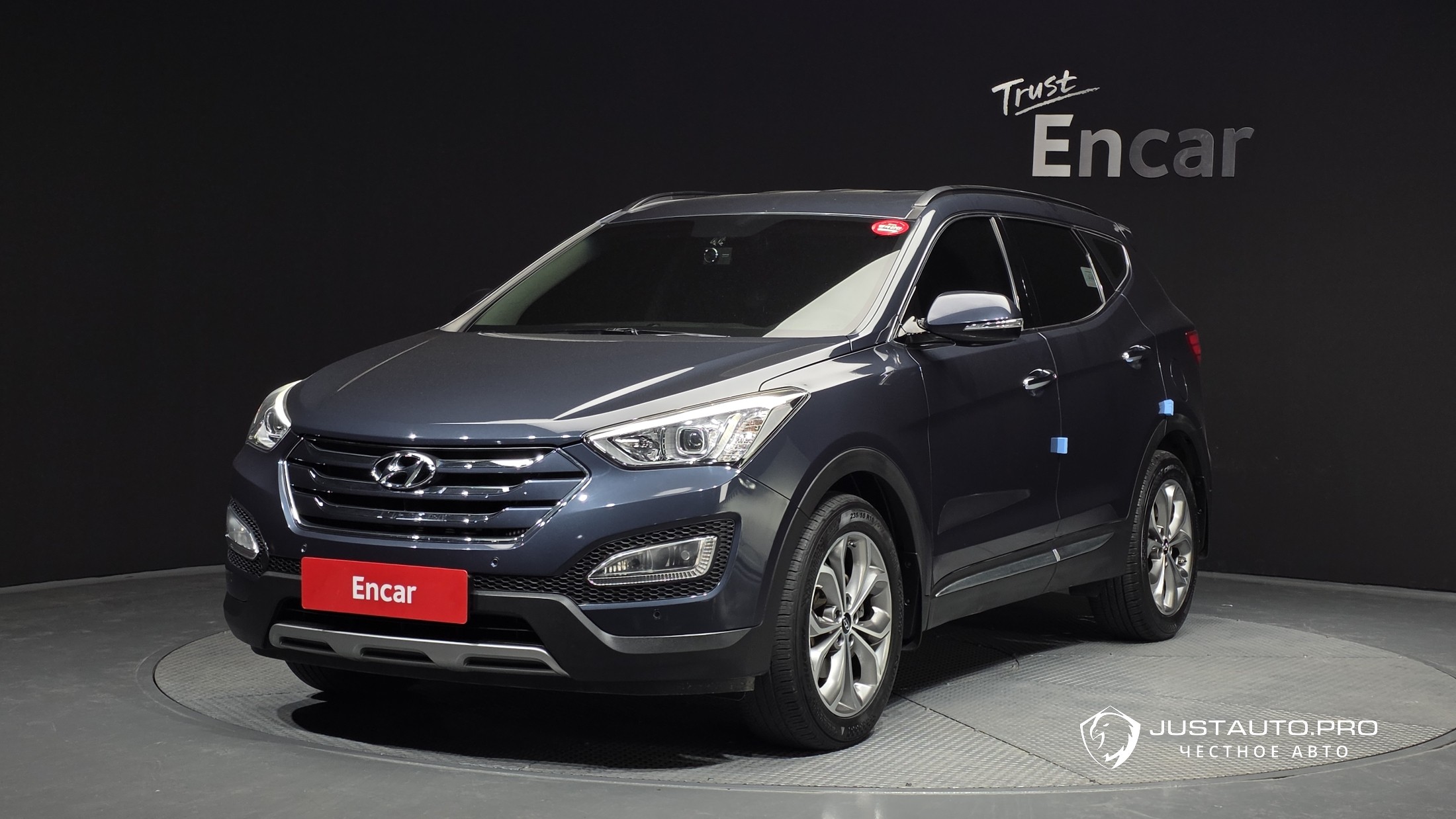 Автомобиль Hyundai Santafe