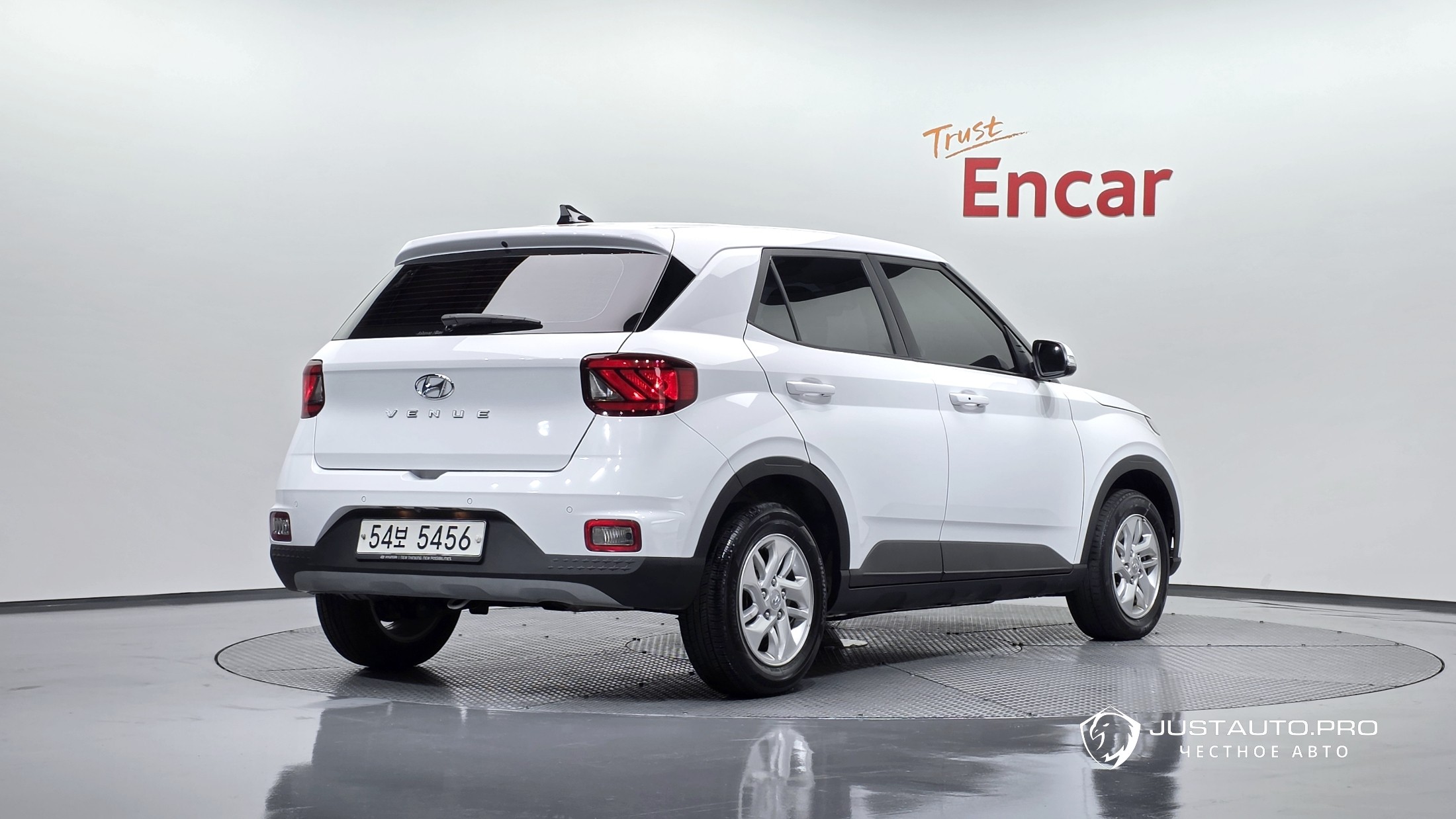 Автомобиль Hyundai Venue