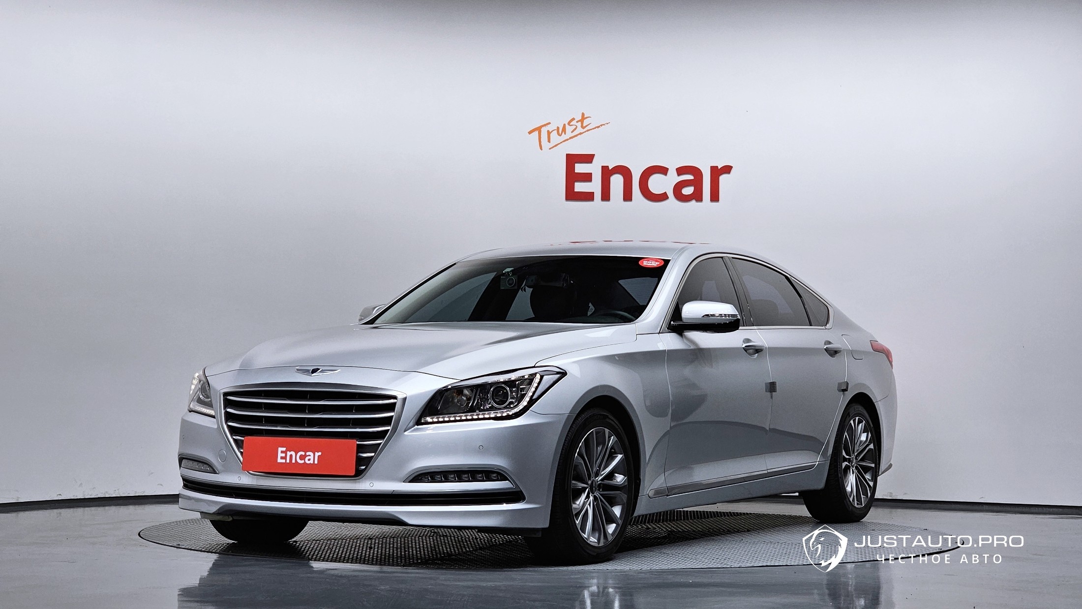 Автомобиль Hyundai Genesis