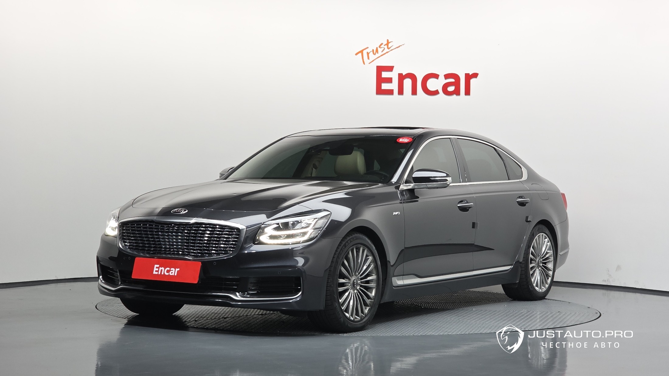 Автомобиль Kia K9