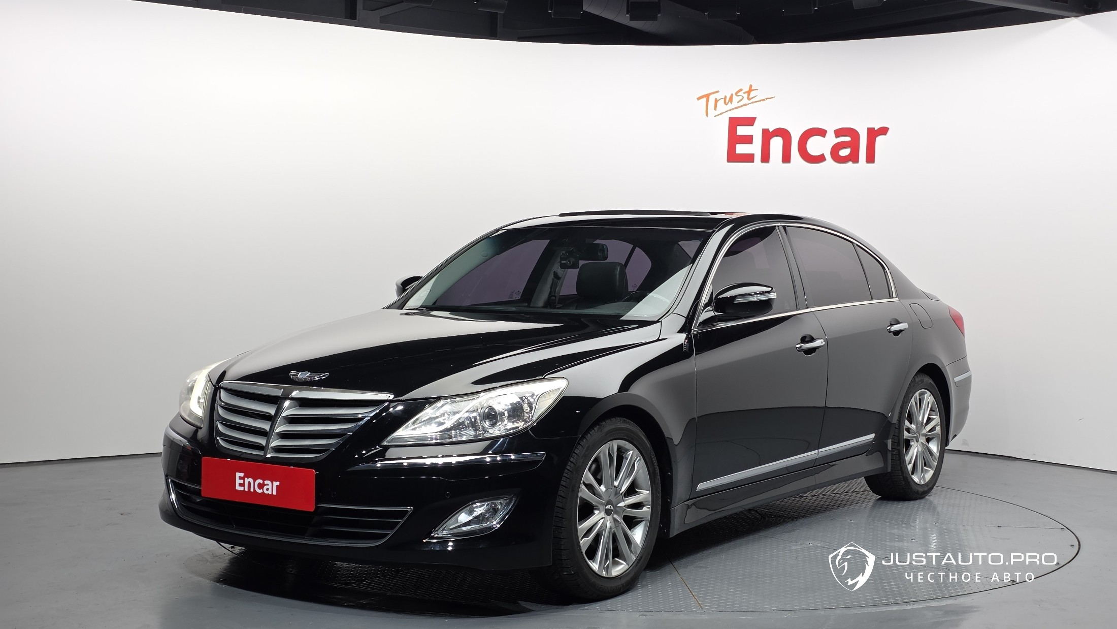 Автомобиль Hyundai Genesis