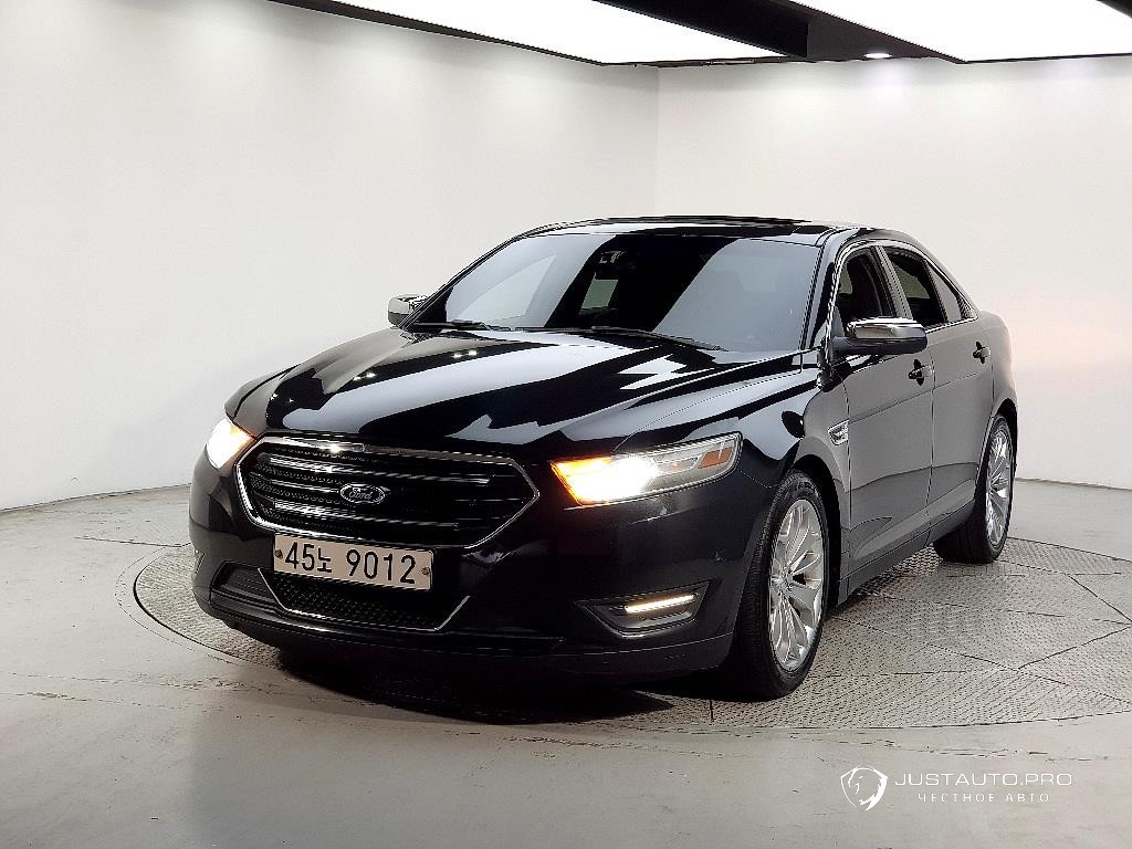 Автомобиль Ford Taurus