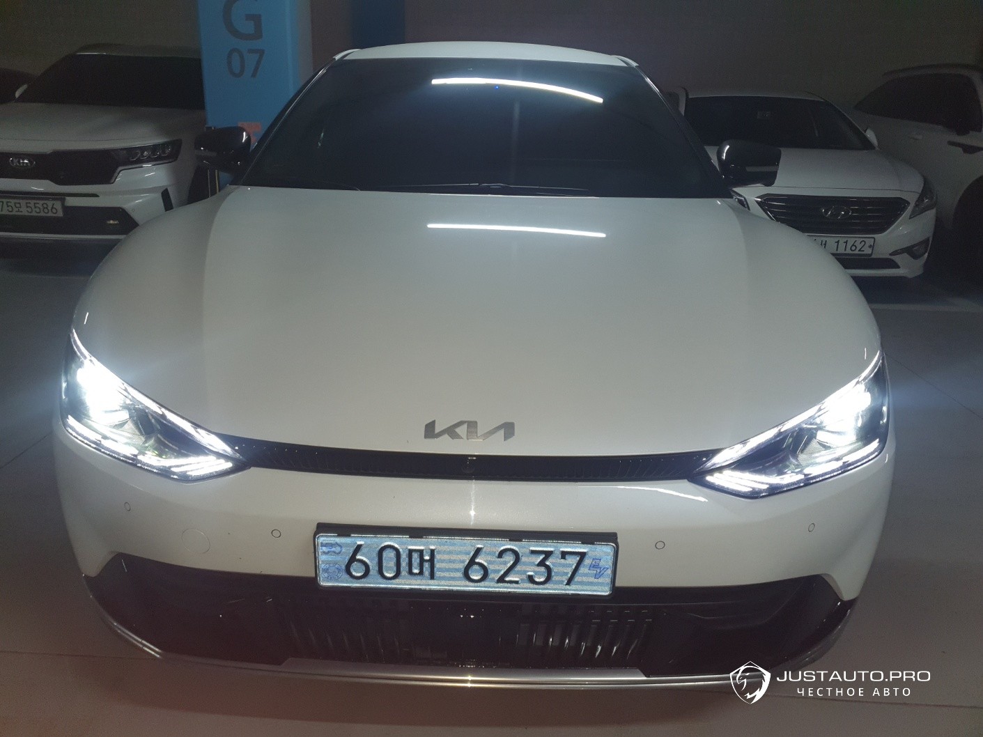 Автомобиль Kia EV6