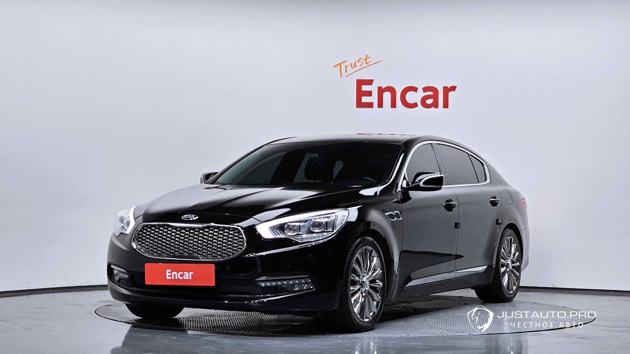 Автомобиль Kia K9