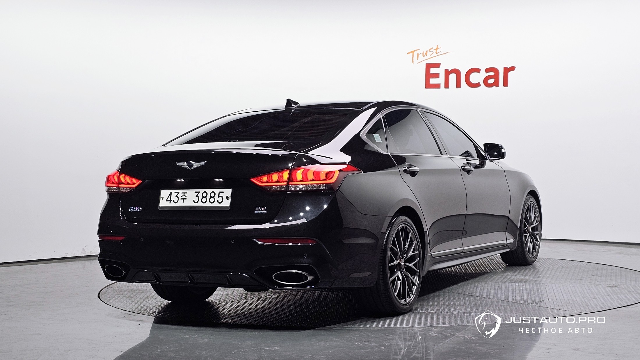 Автомобиль Genesis G80