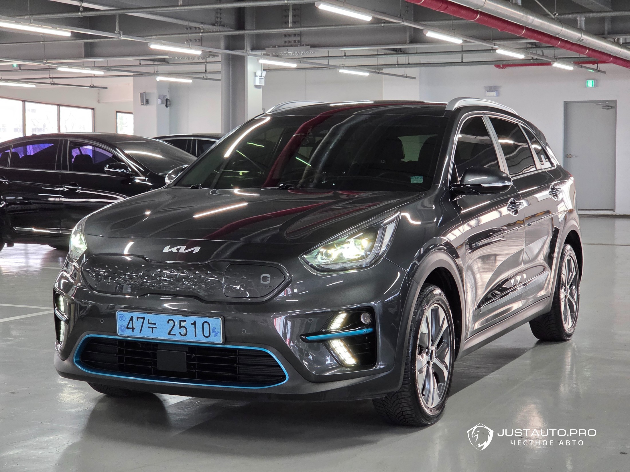 Автомобиль Kia Niro