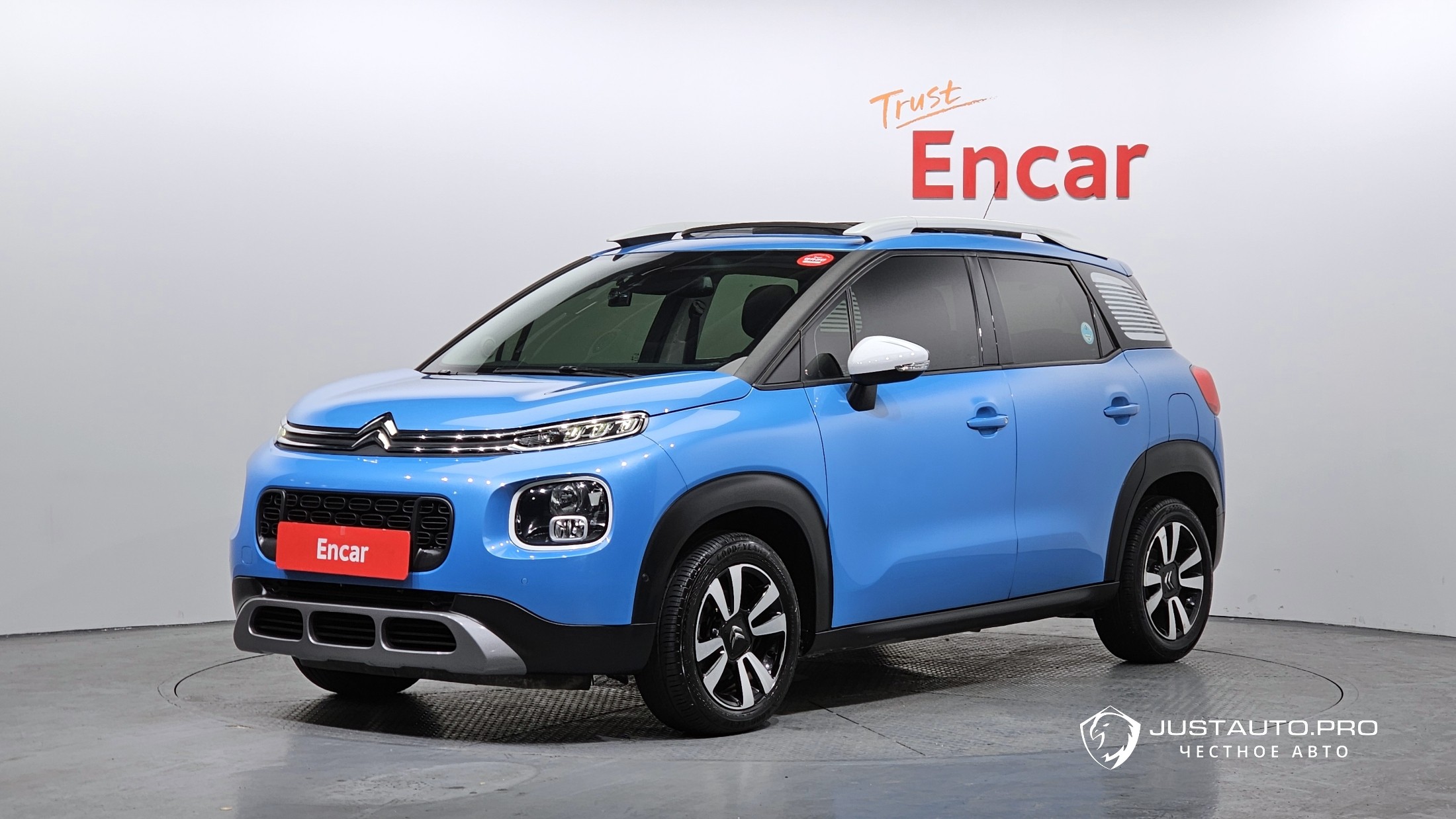 Автомобиль Citroen-DS C3 Aircross