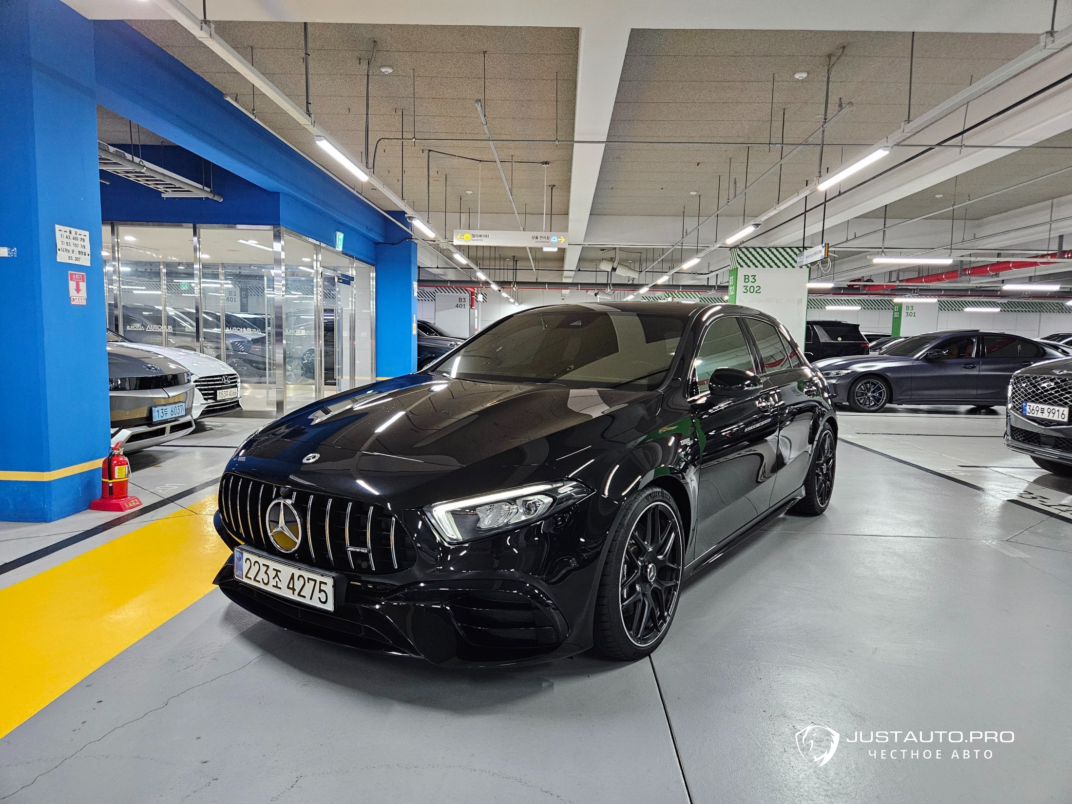 Автомобиль Mercedes-Benz A-Class