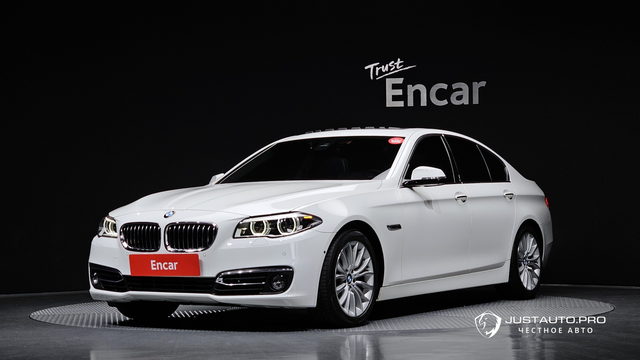 Автомобиль BMW 5-Series