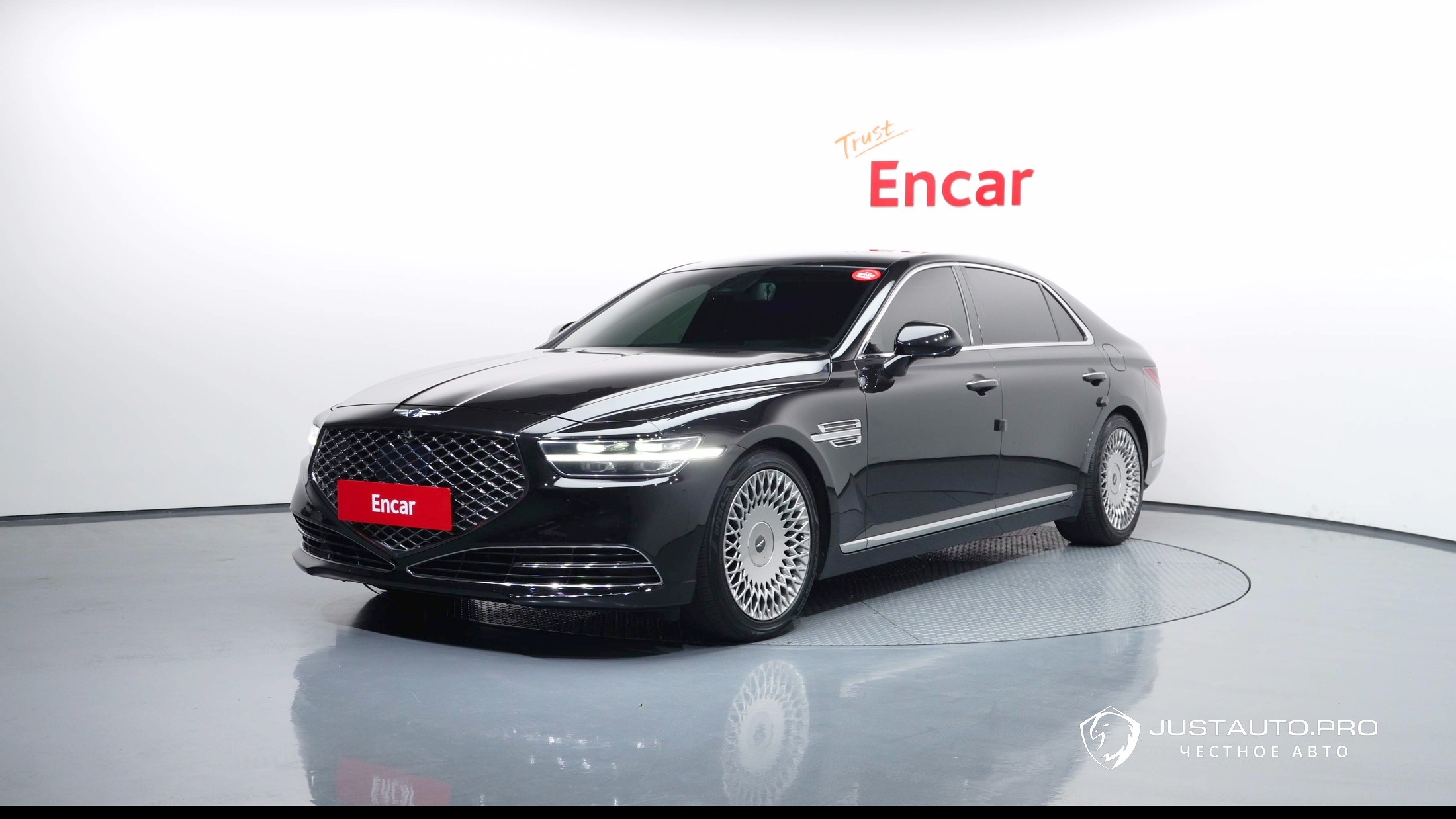 Автомобиль Genesis G90